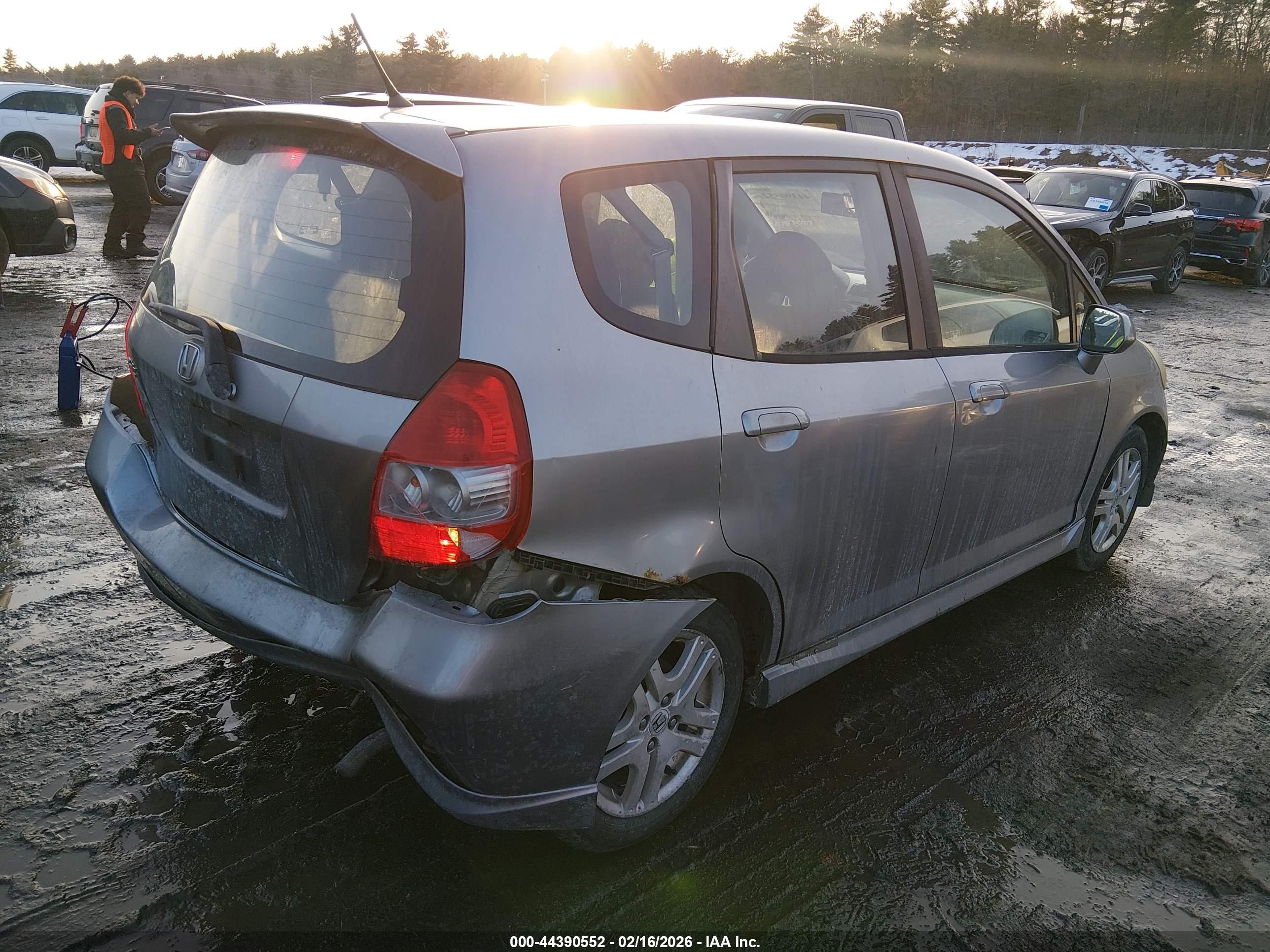 HONDA FIT image 4