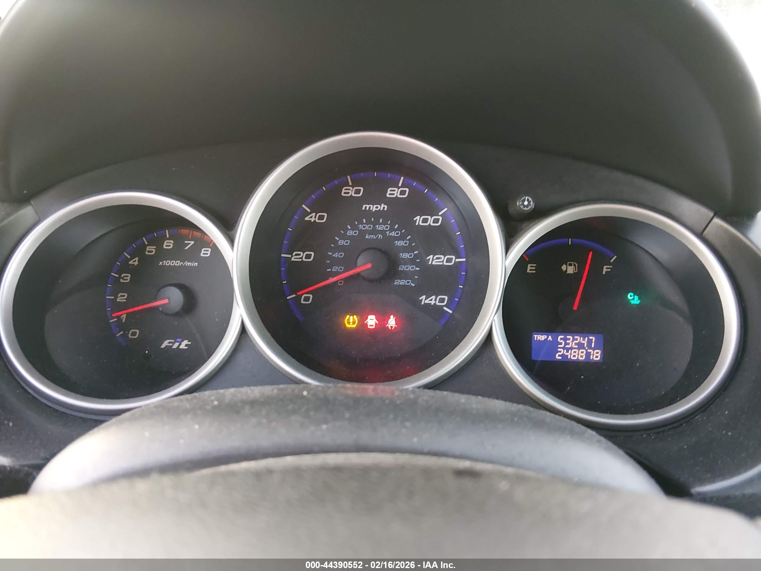 HONDA FIT image 7