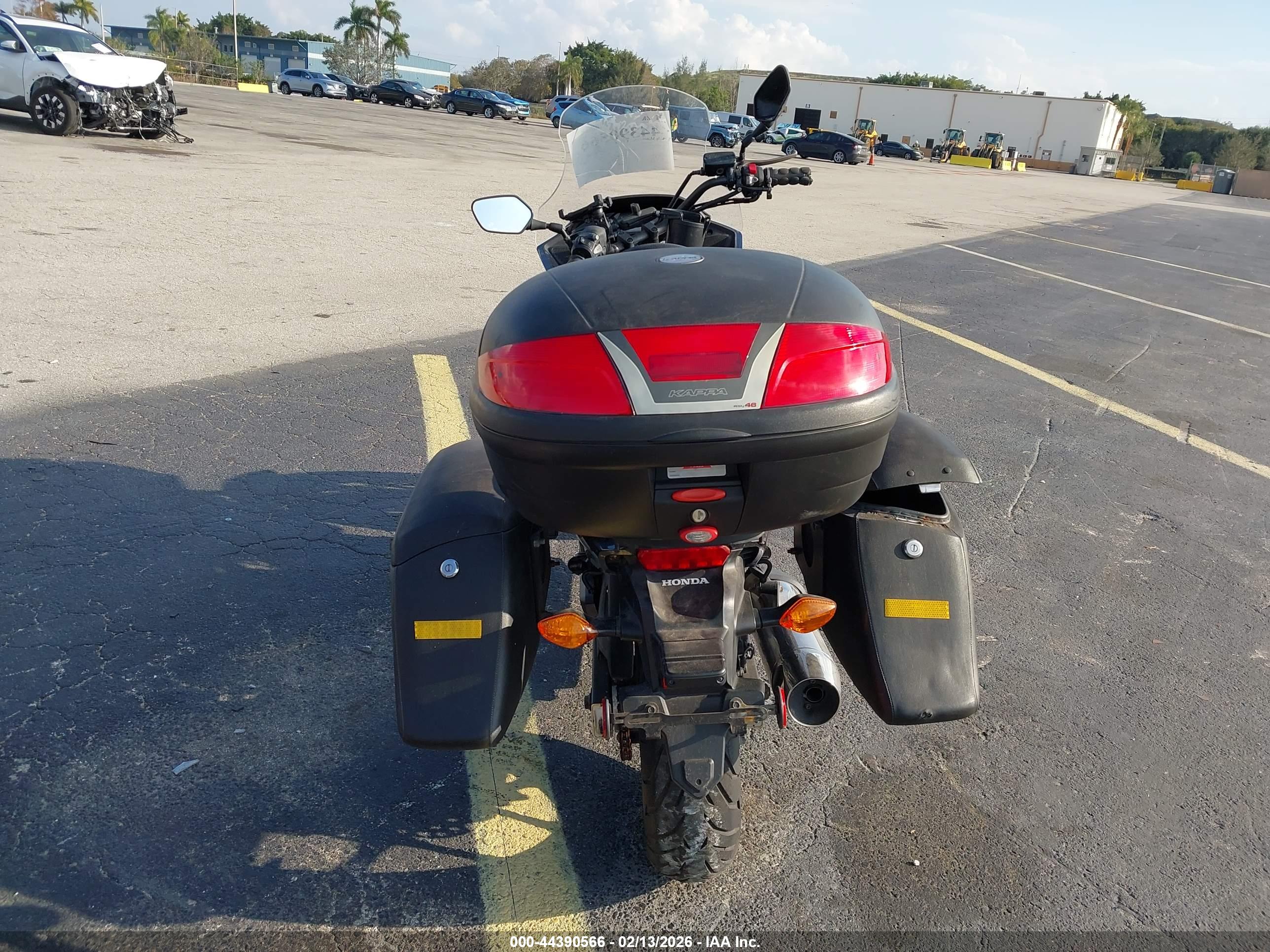 HONDA CTX700 image 6