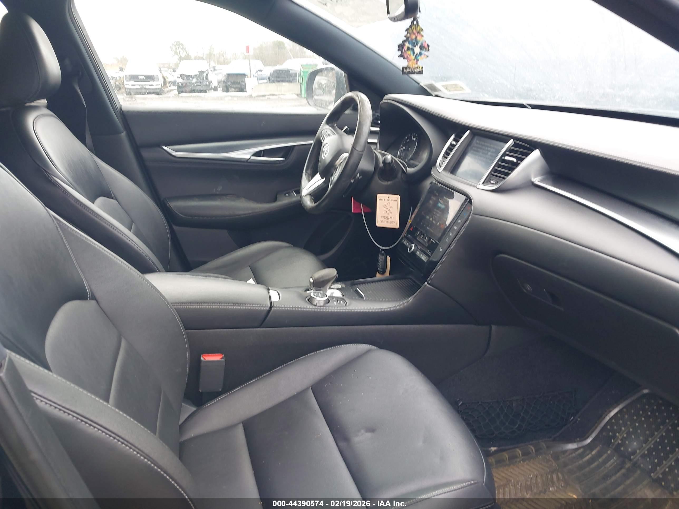 INFINITI QX55 image 5