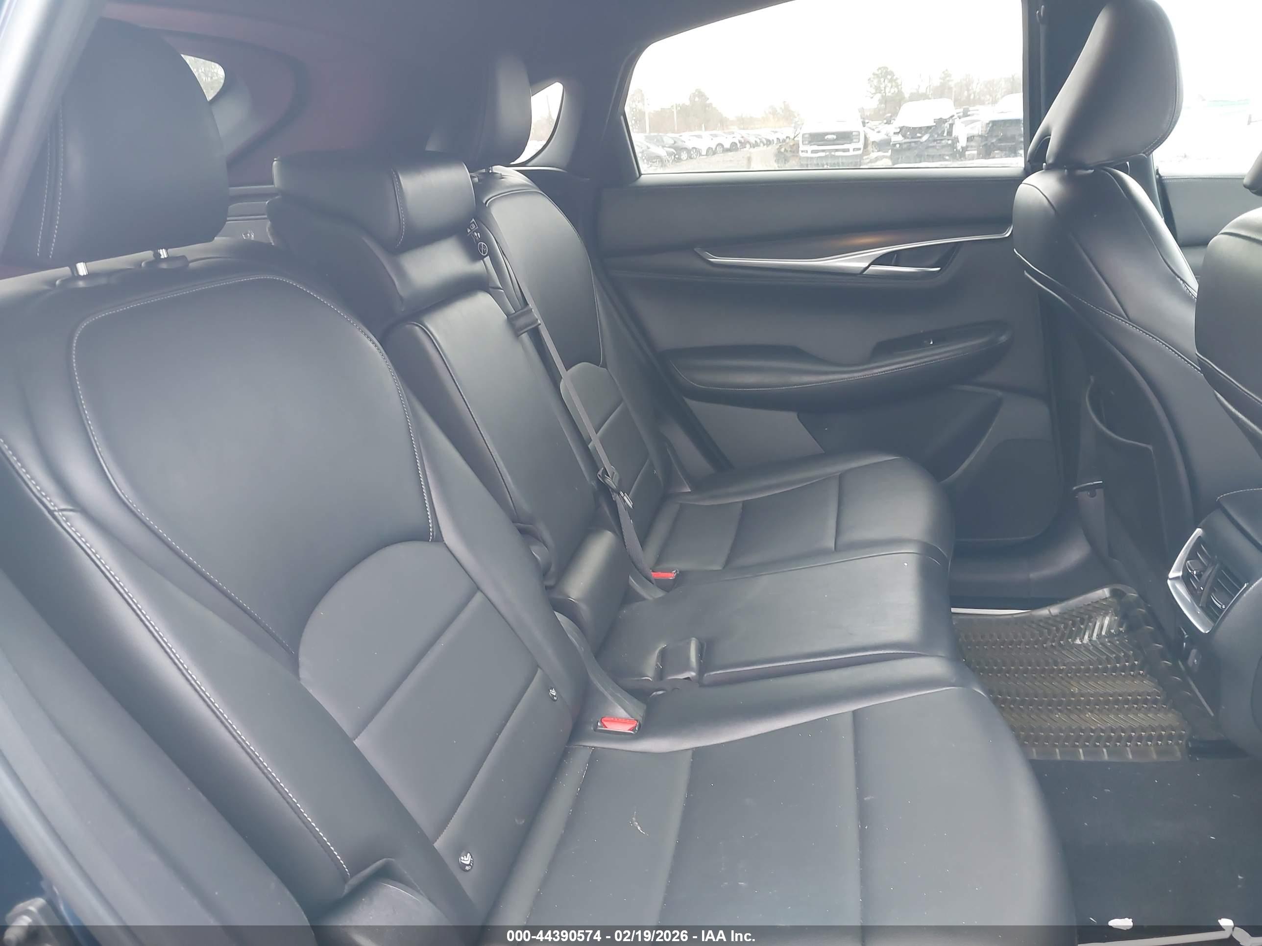 INFINITI QX55 image 8