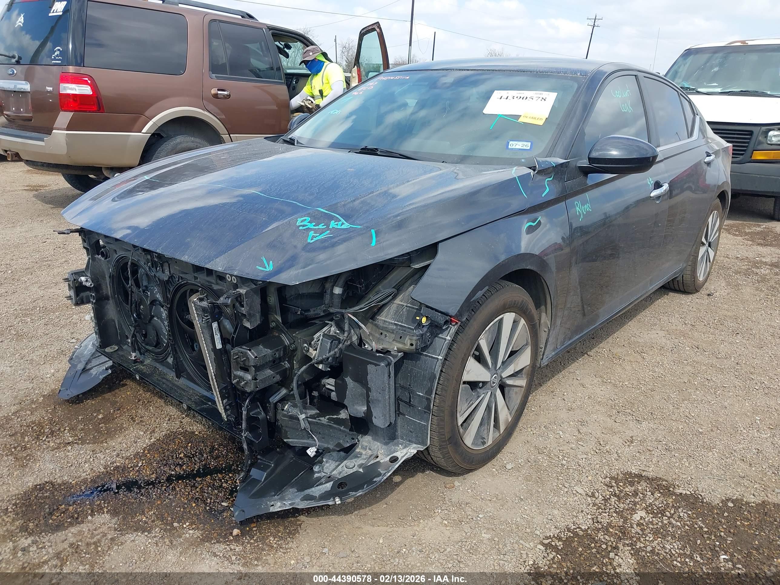 NISSAN ALTIMA image 6