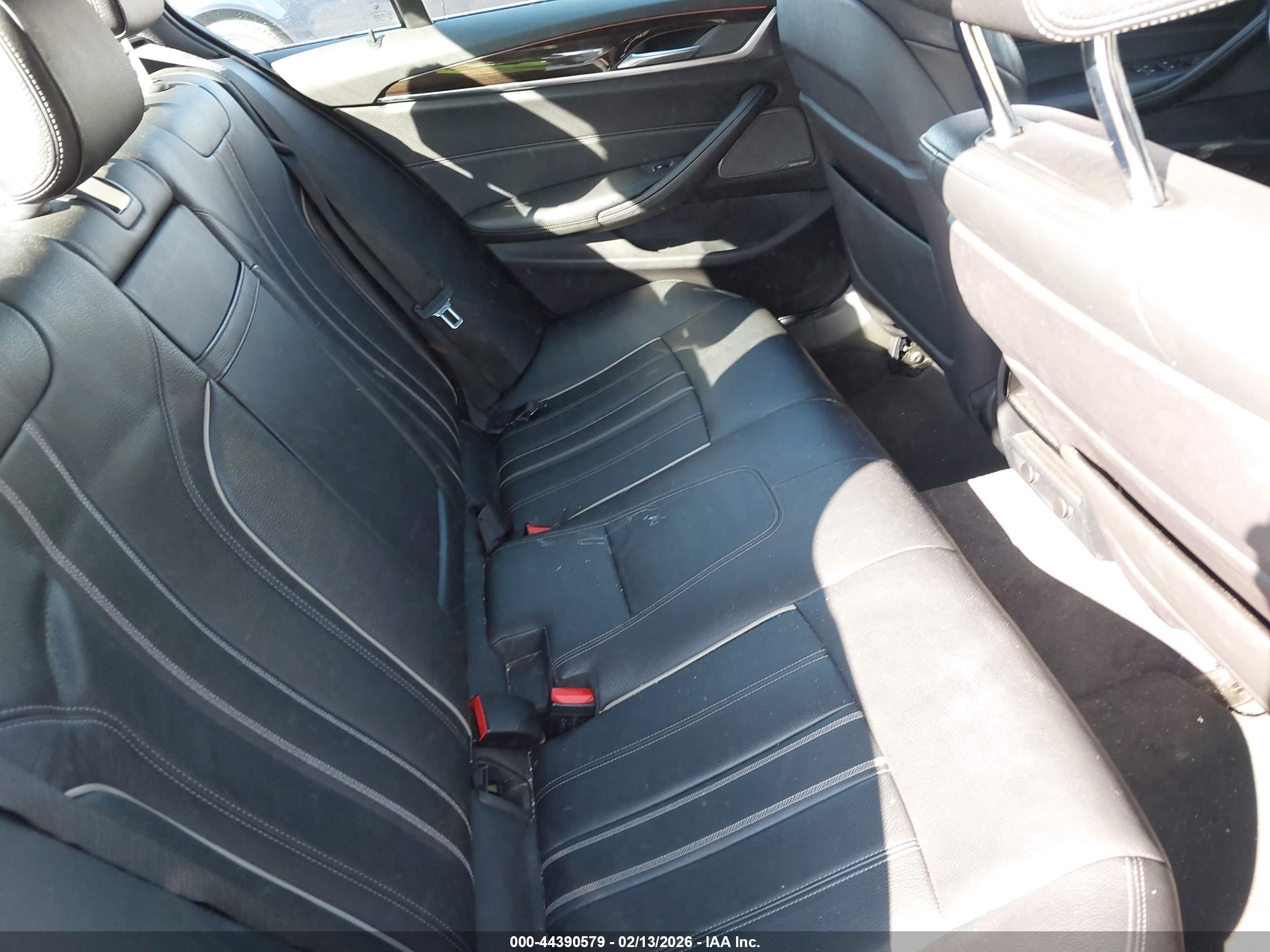 BMW 540I image 8