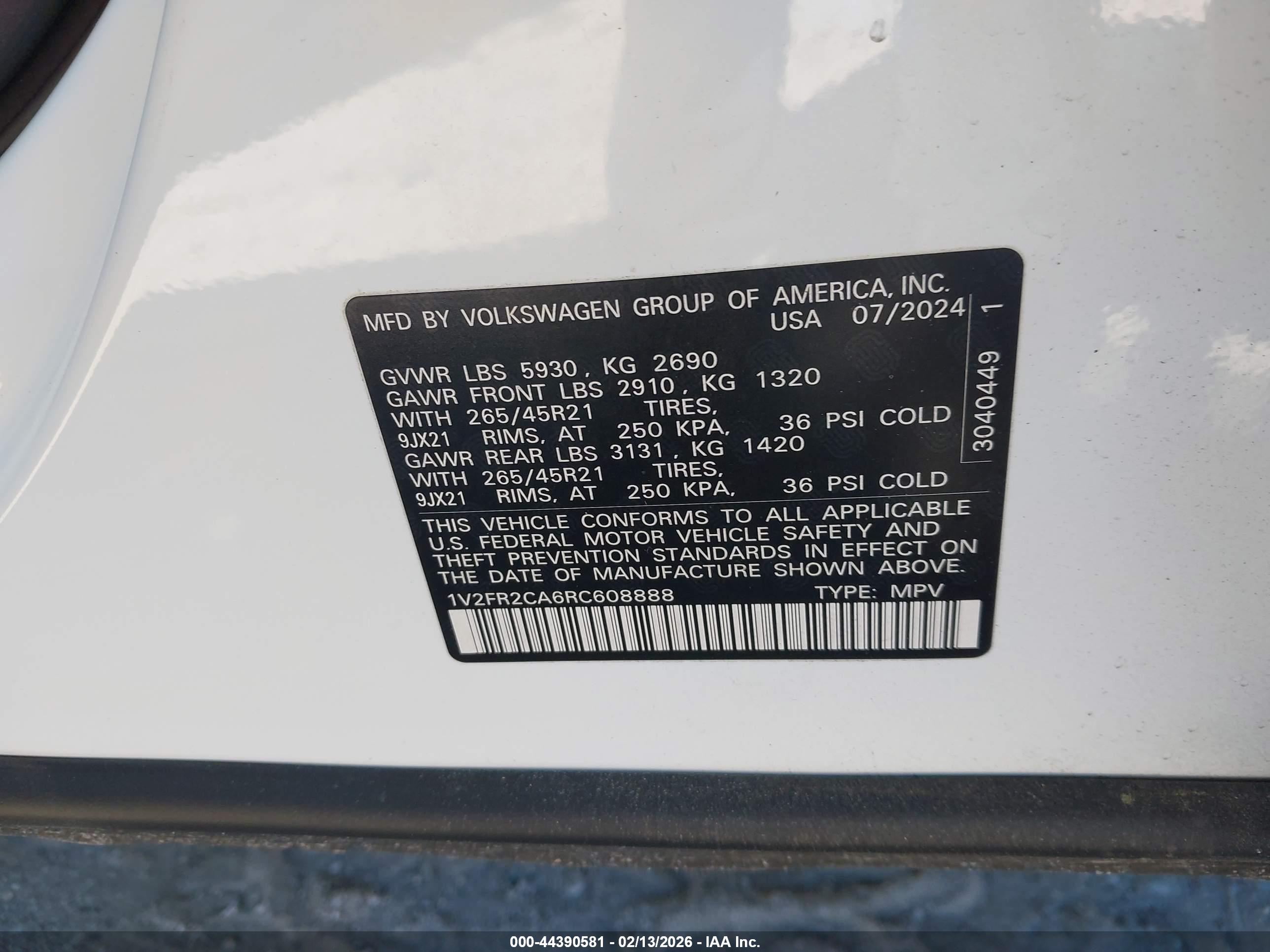 VOLKSWAGEN ATLAS image 9