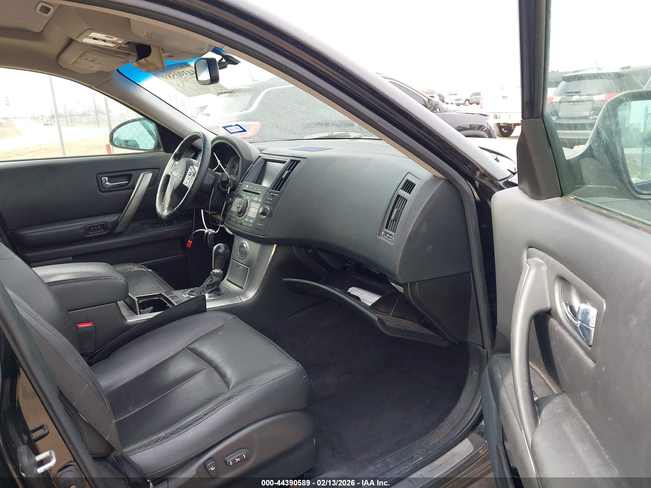 INFINITI FX35 image 5