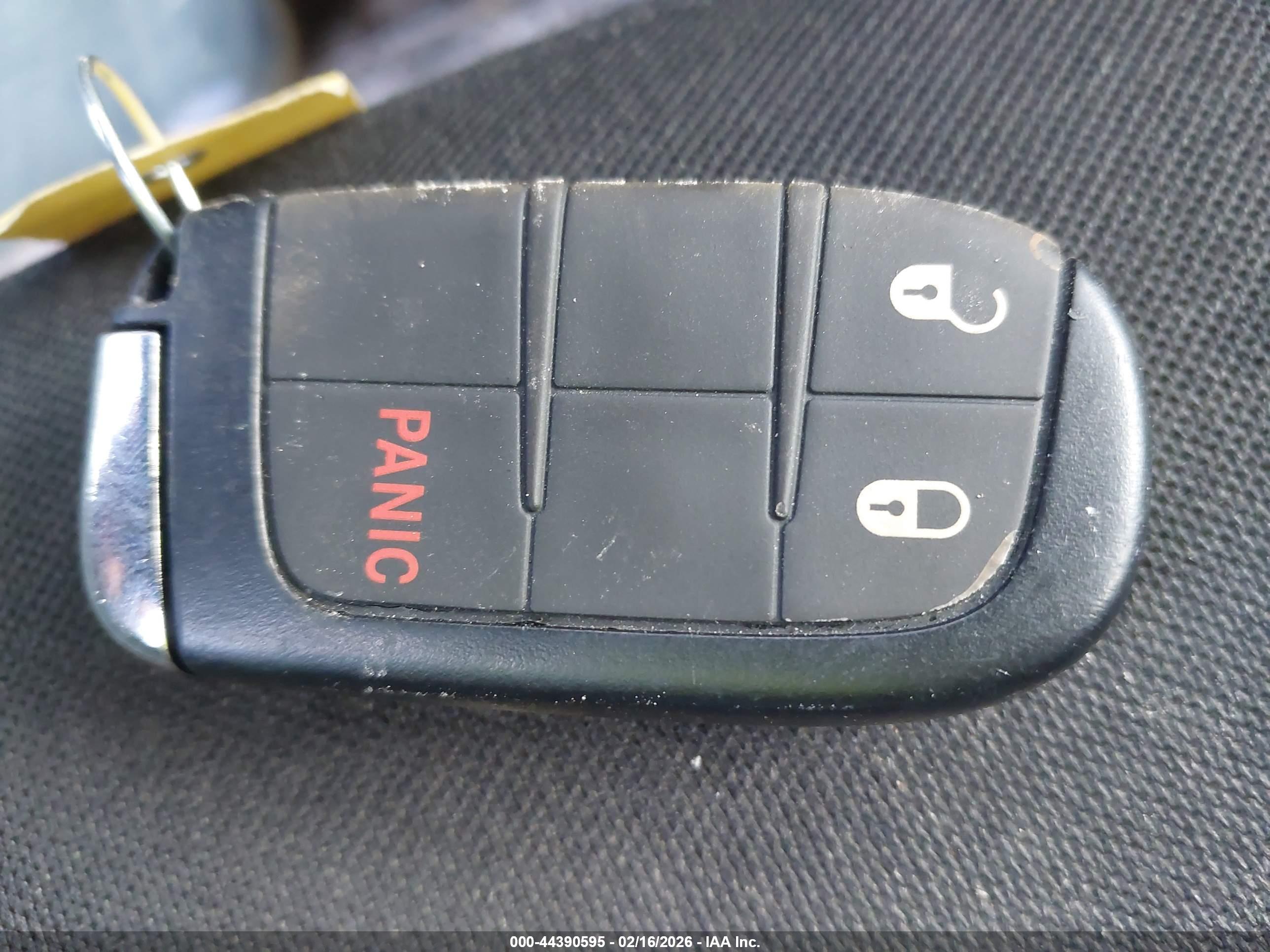 JEEP RENEGADE image 11