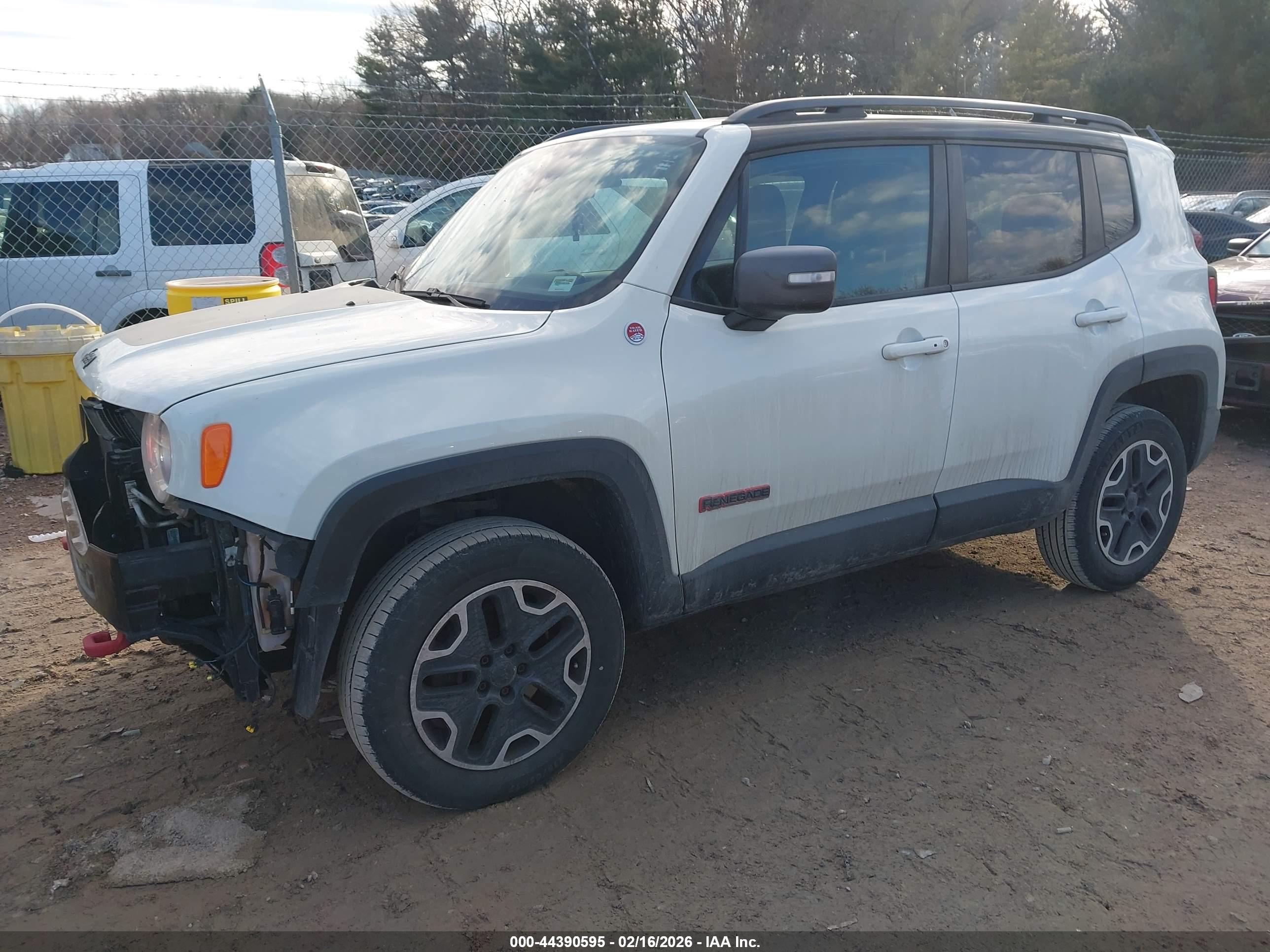 JEEP RENEGADE image 2