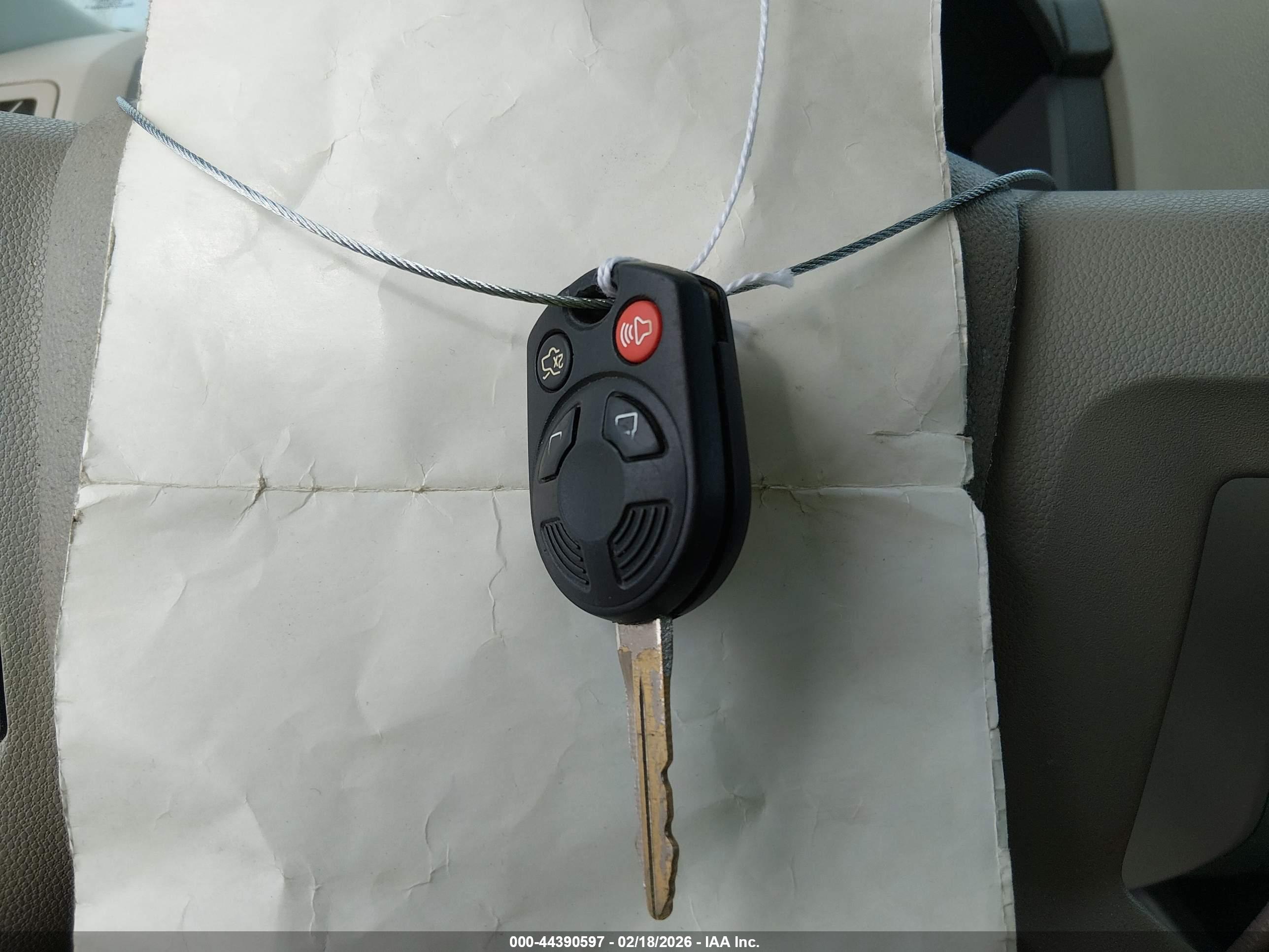FORD ESCAPE image 11