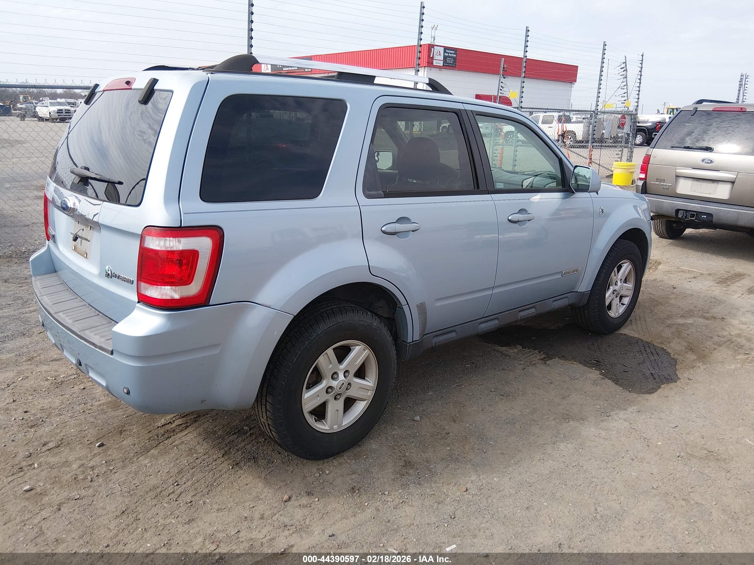 FORD ESCAPE image 4