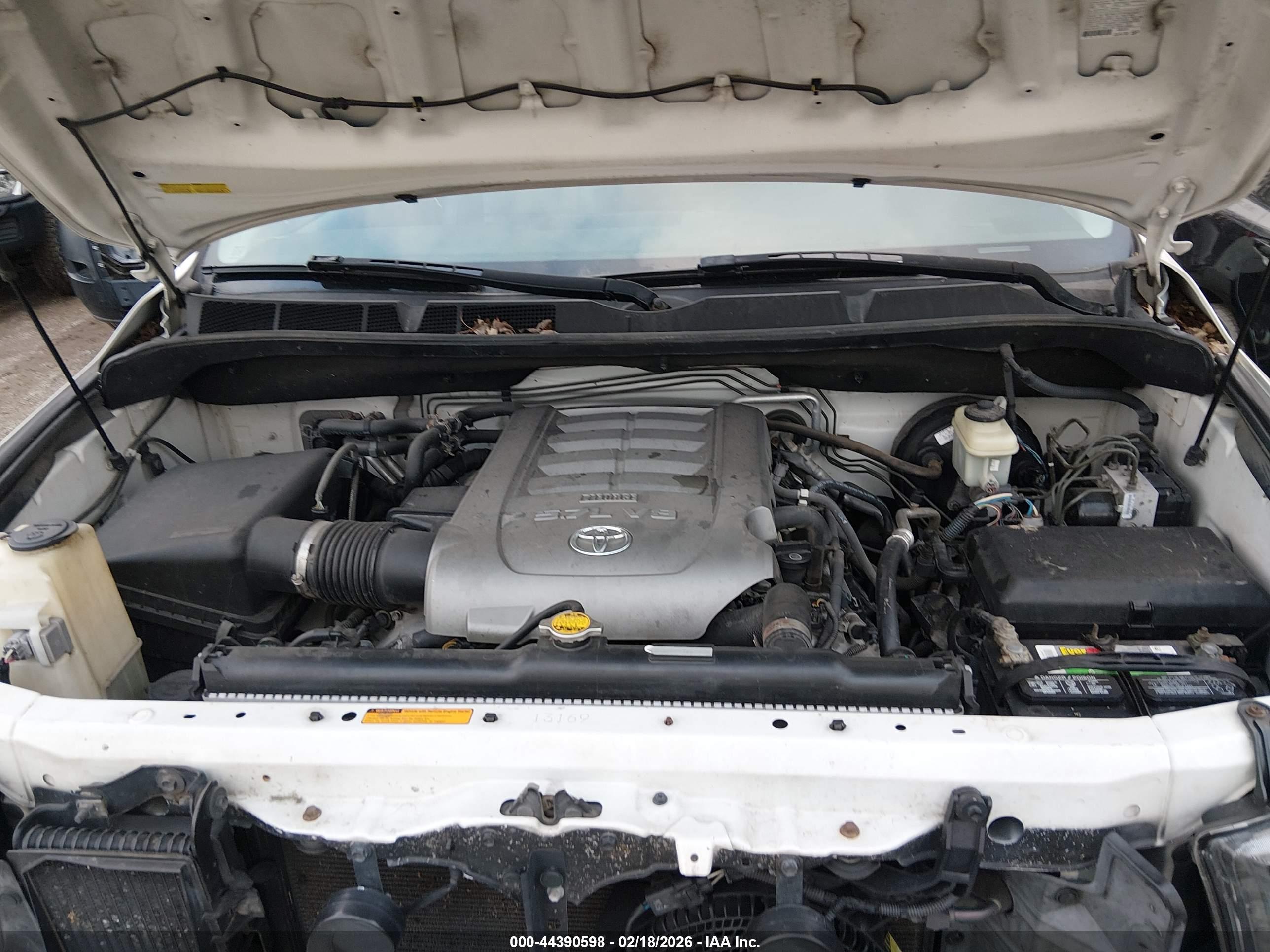 TOYOTA SEQUOIA image 10