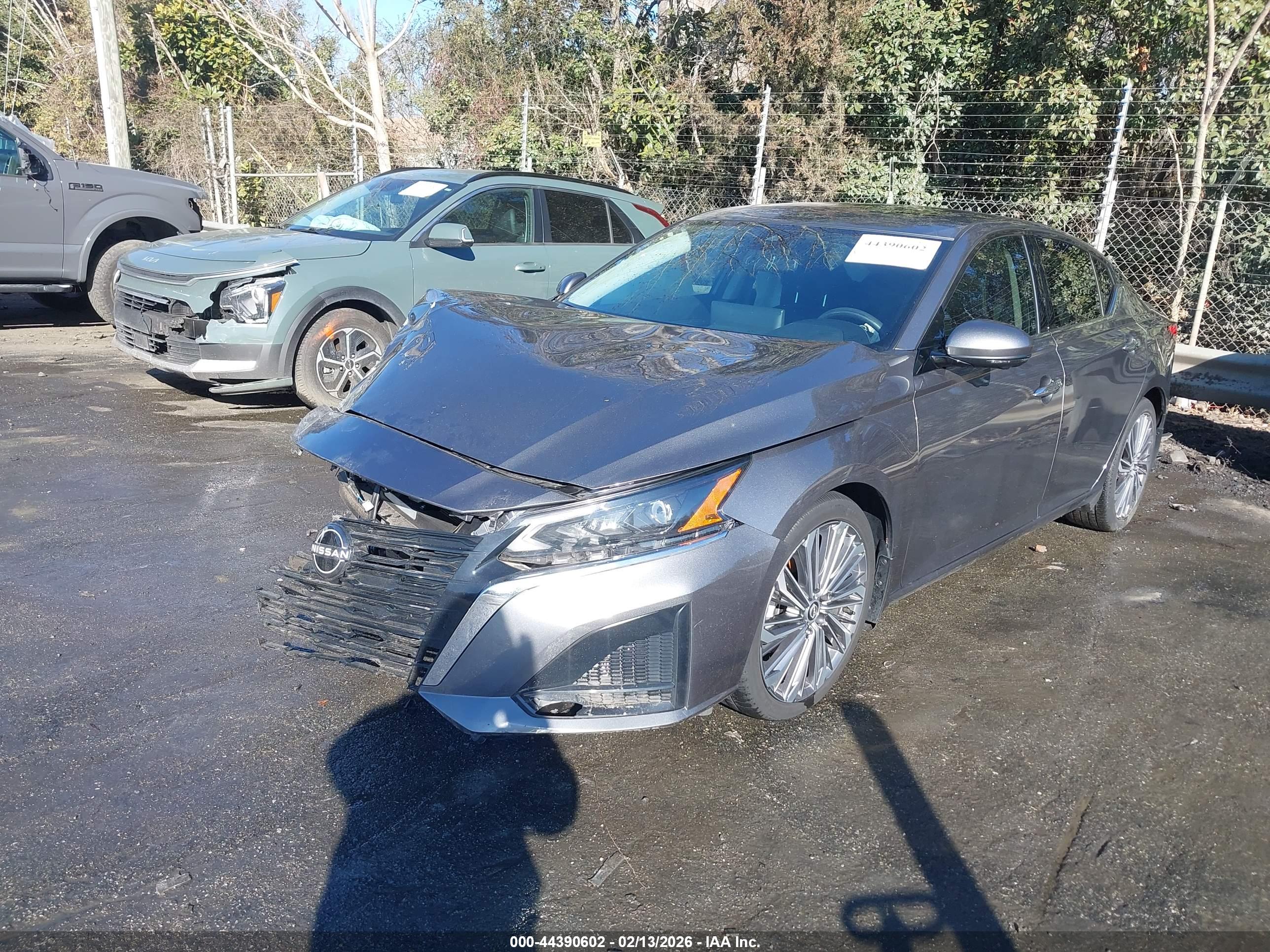 NISSAN ALTIMA image 2