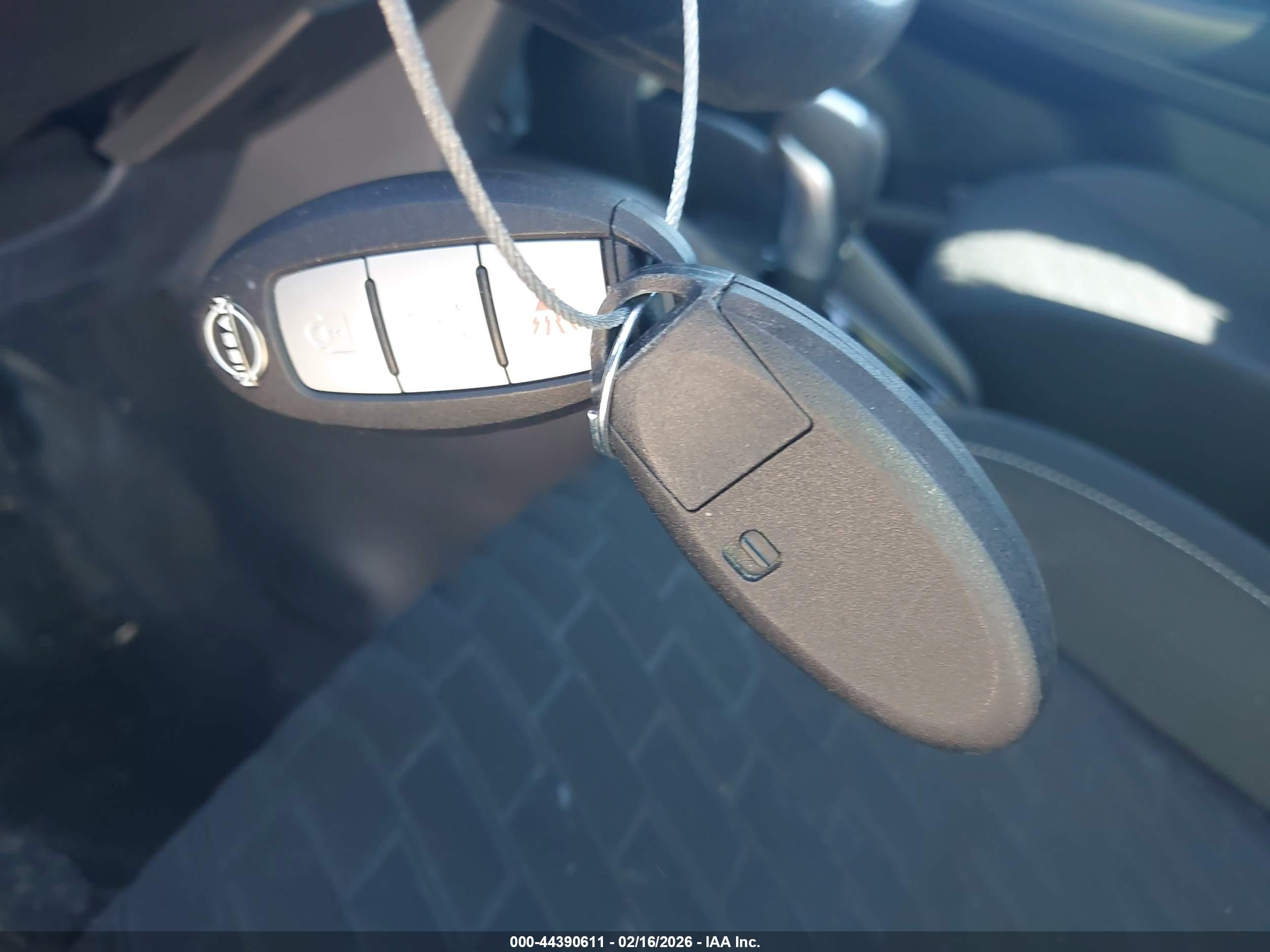NISSAN KICKS image 11