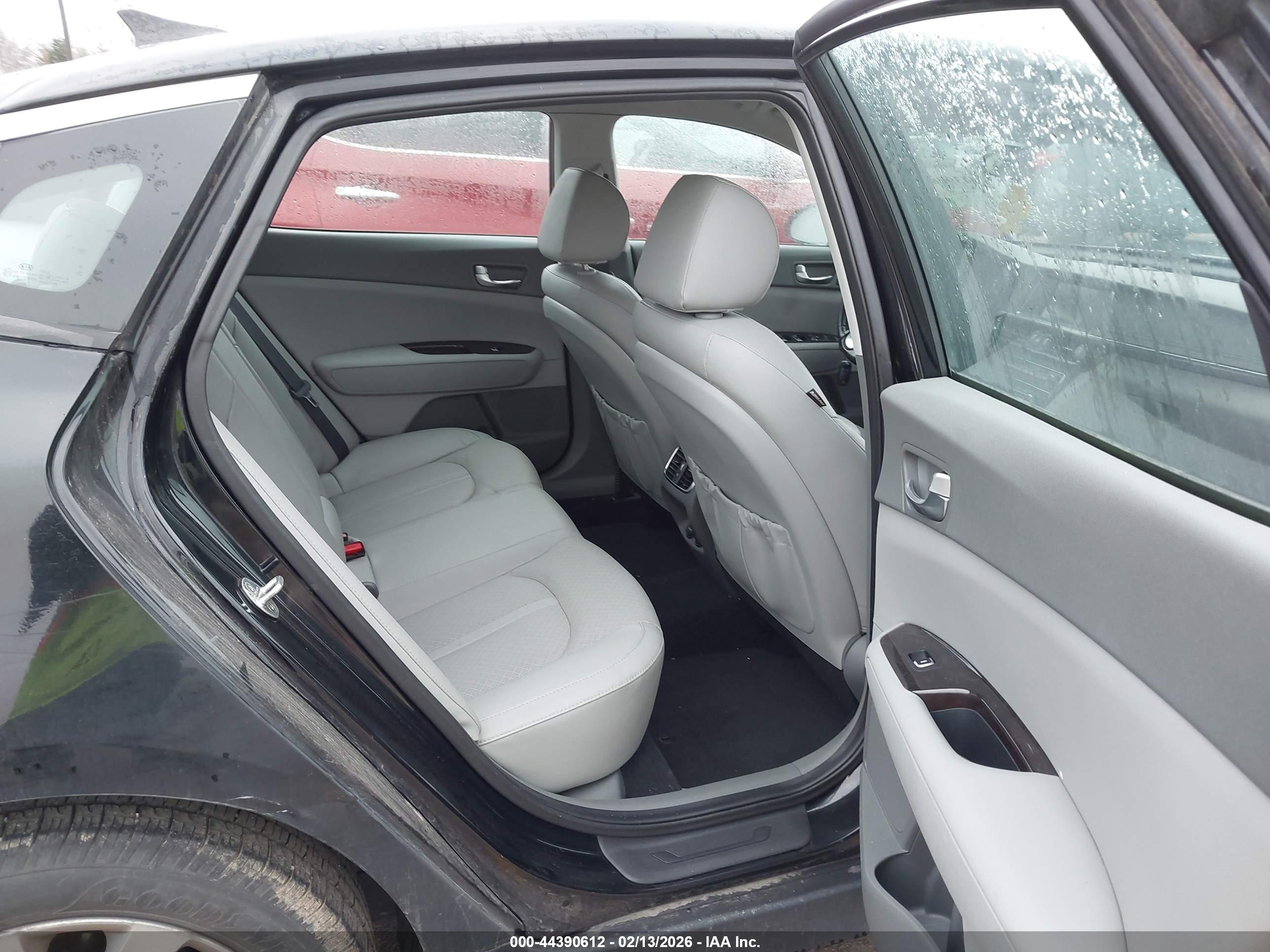 KIA OPTIMA image 8