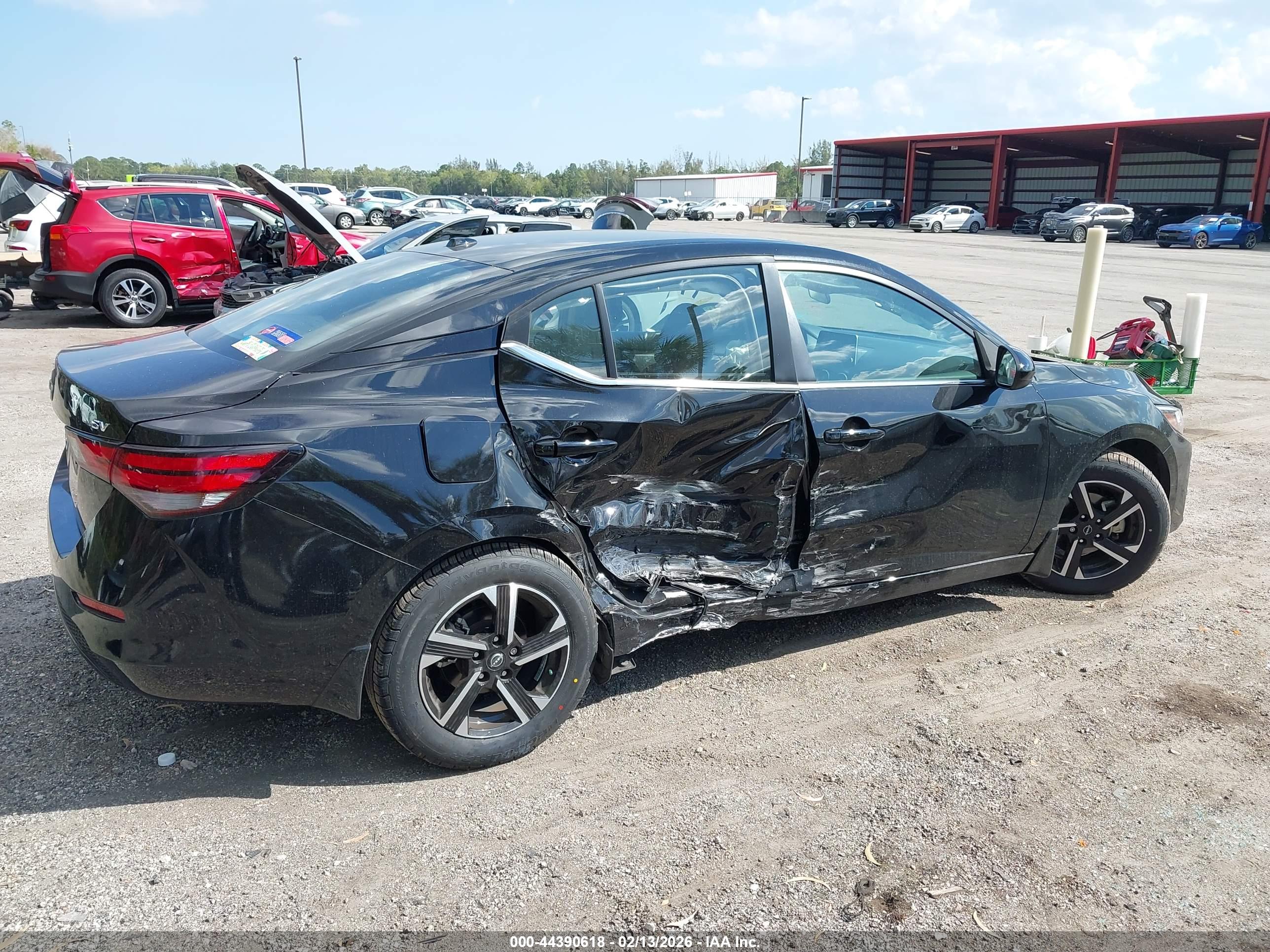 NISSAN SENTRA image 6
