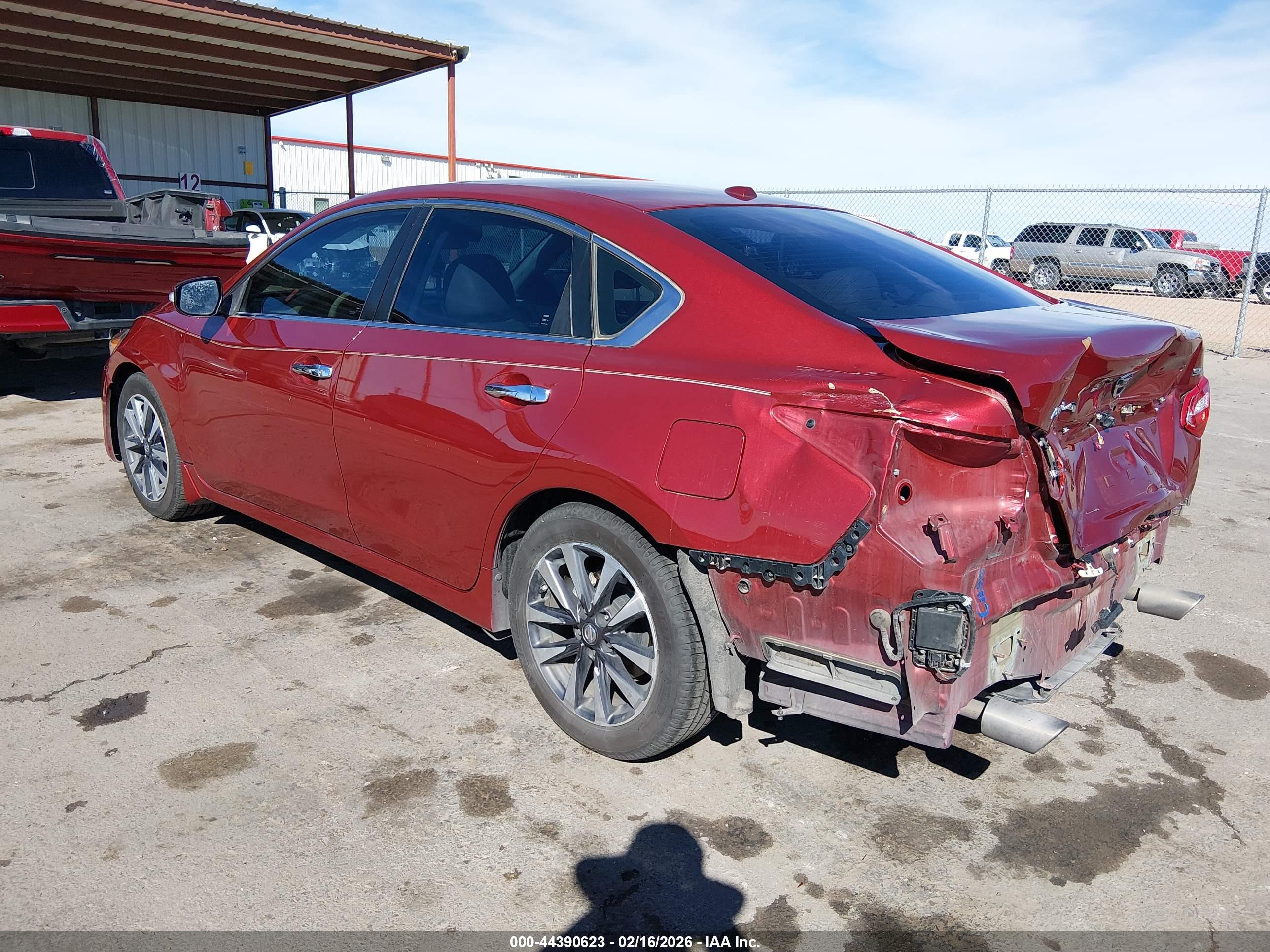 NISSAN ALTIMA image 3