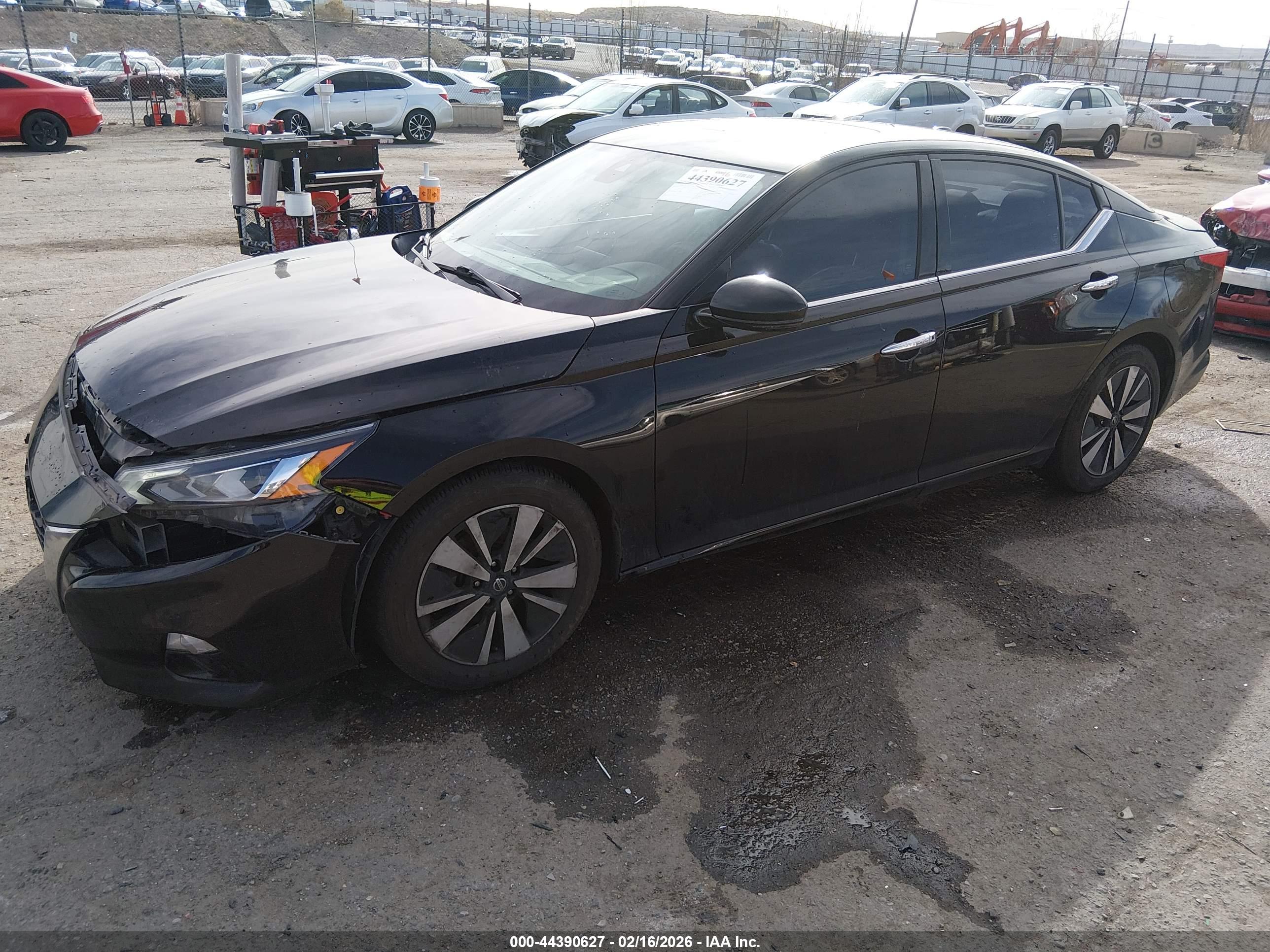 NISSAN ALTIMA image 2