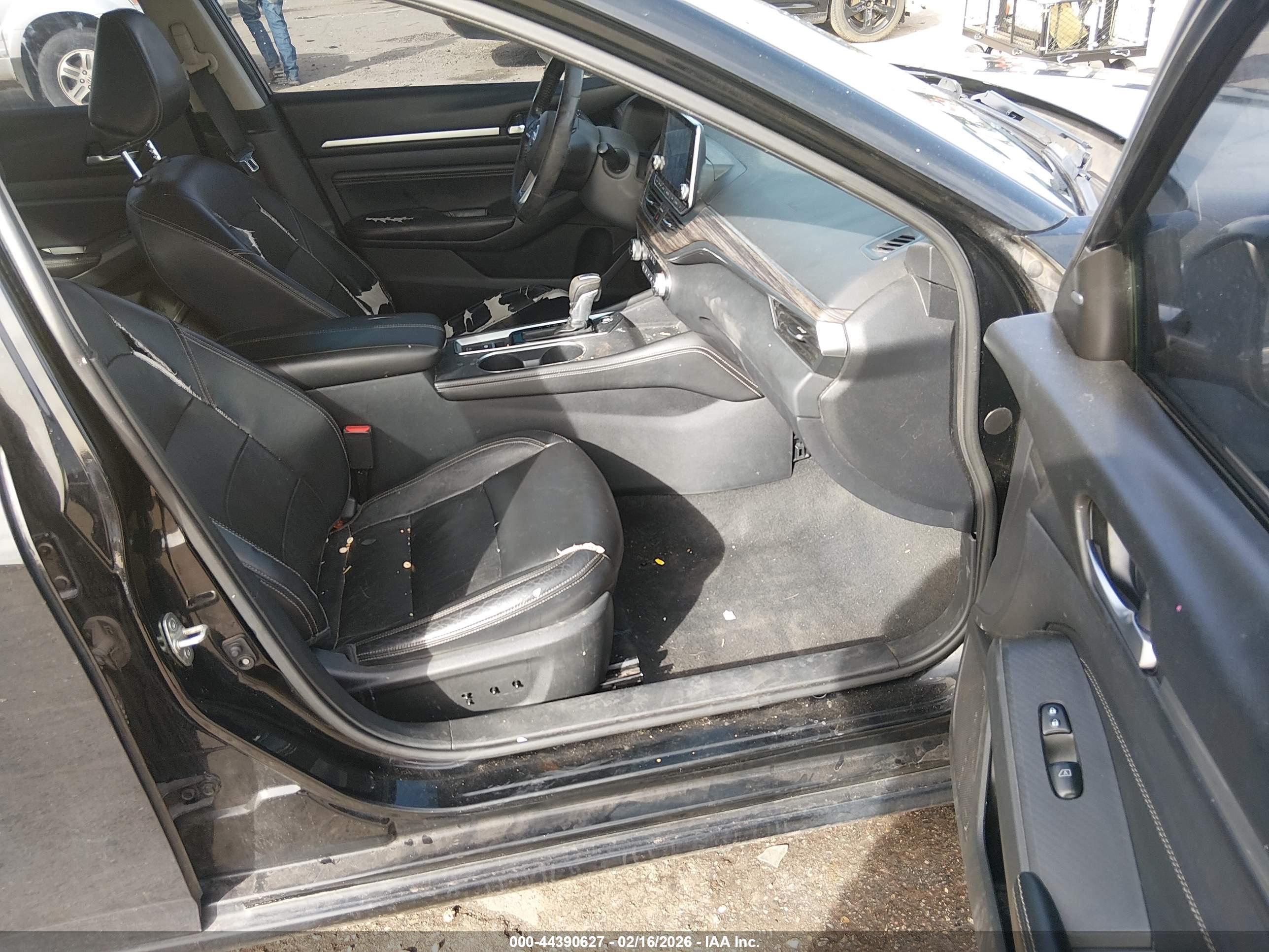 NISSAN ALTIMA image 5
