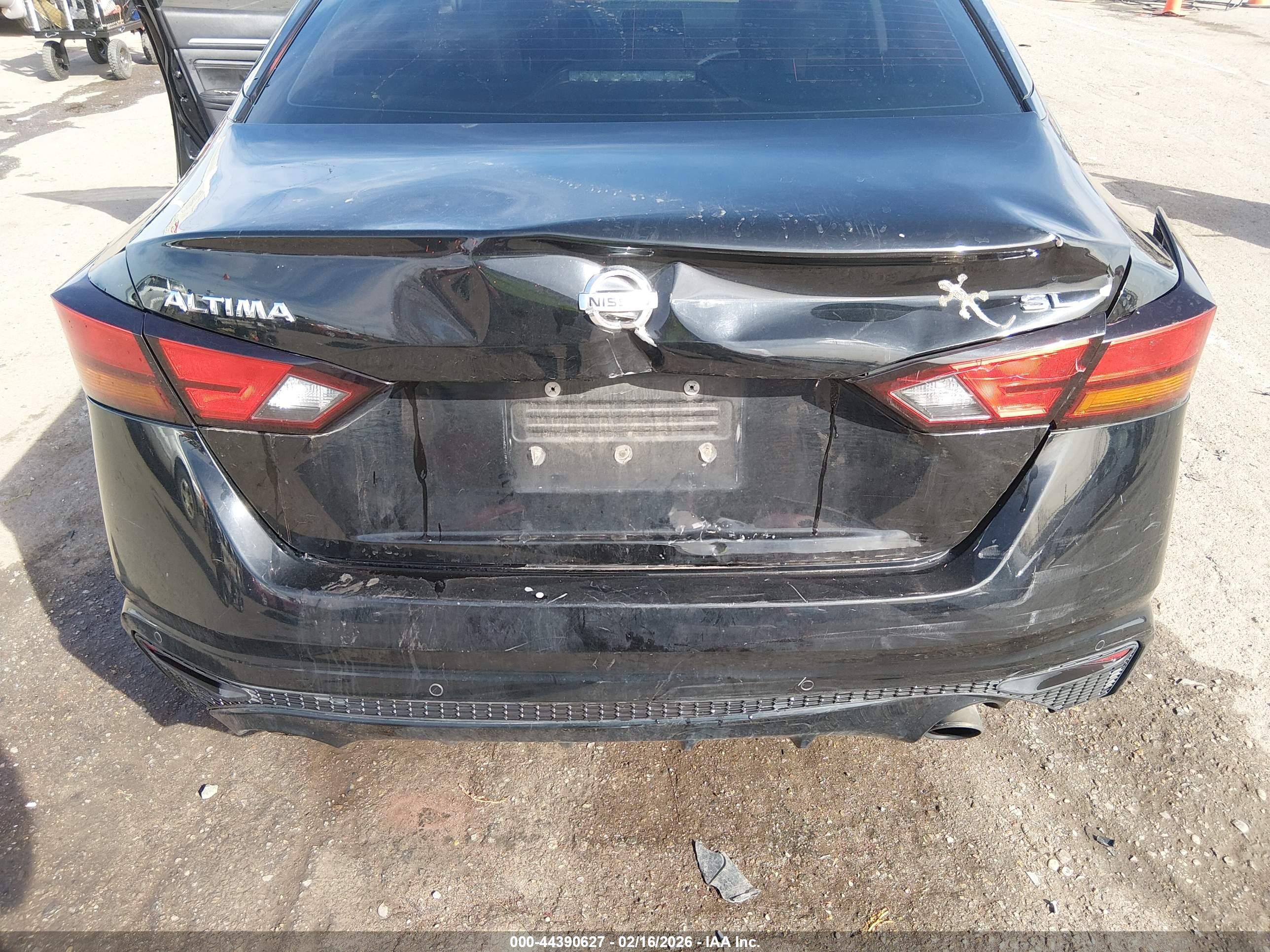 NISSAN ALTIMA image 6