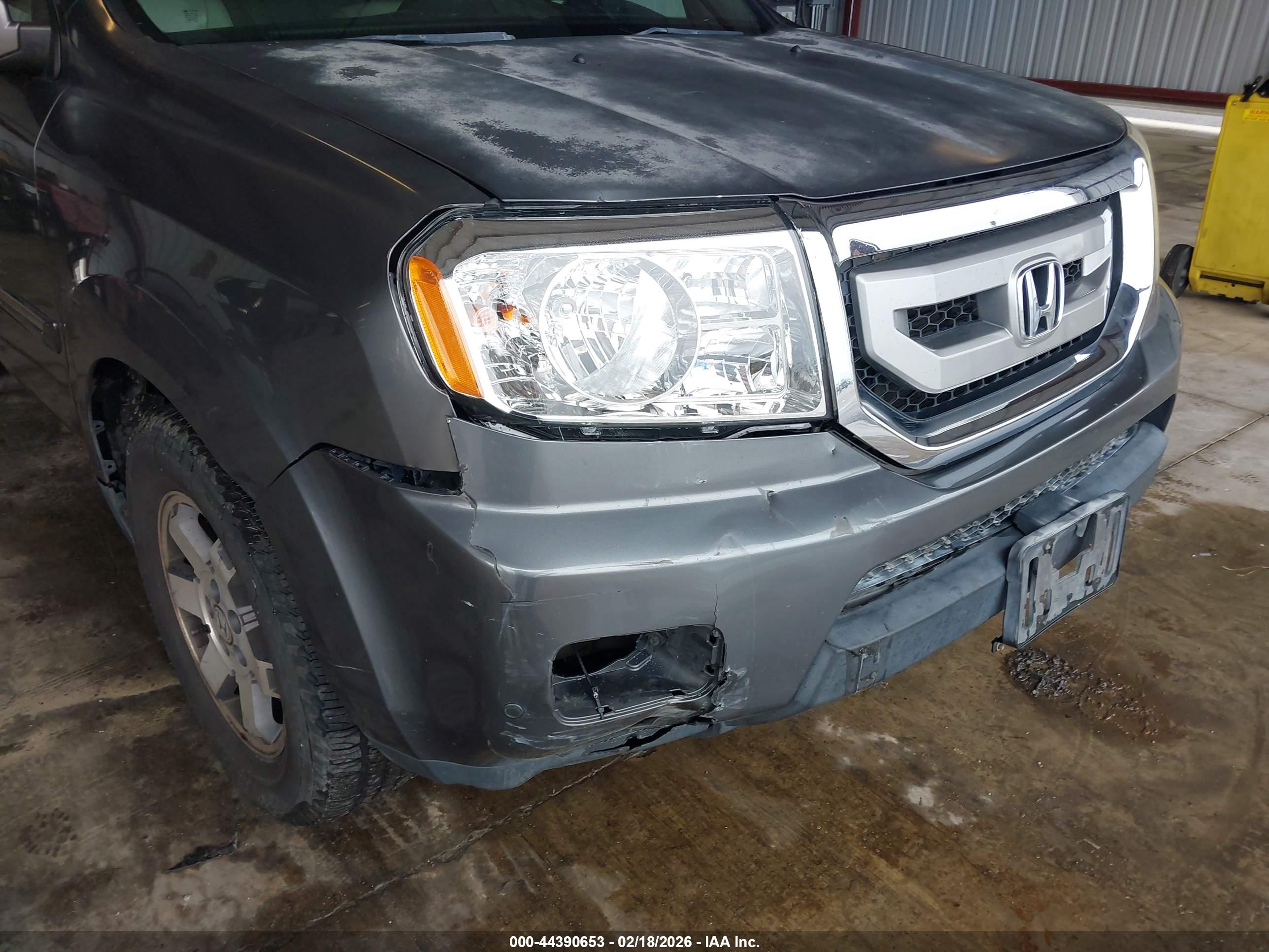 HONDA PILOT image 6
