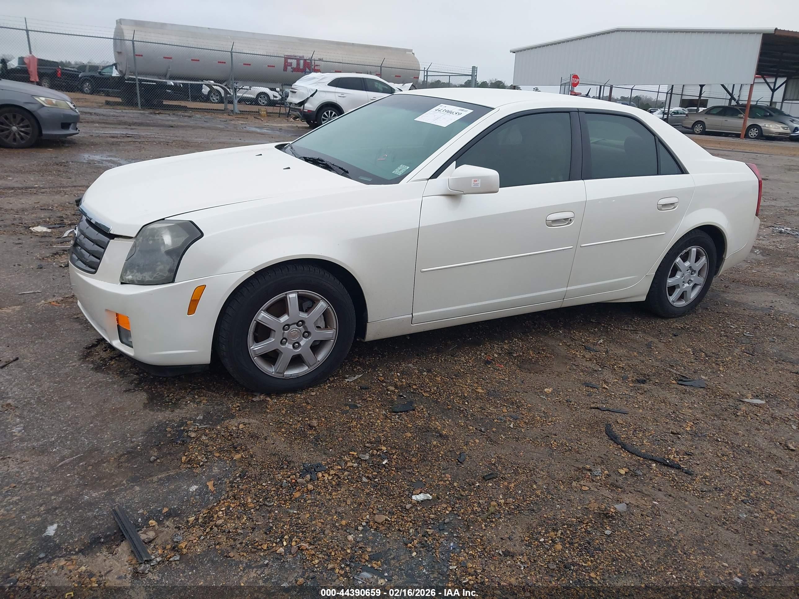 CADILLAC CTS image 2
