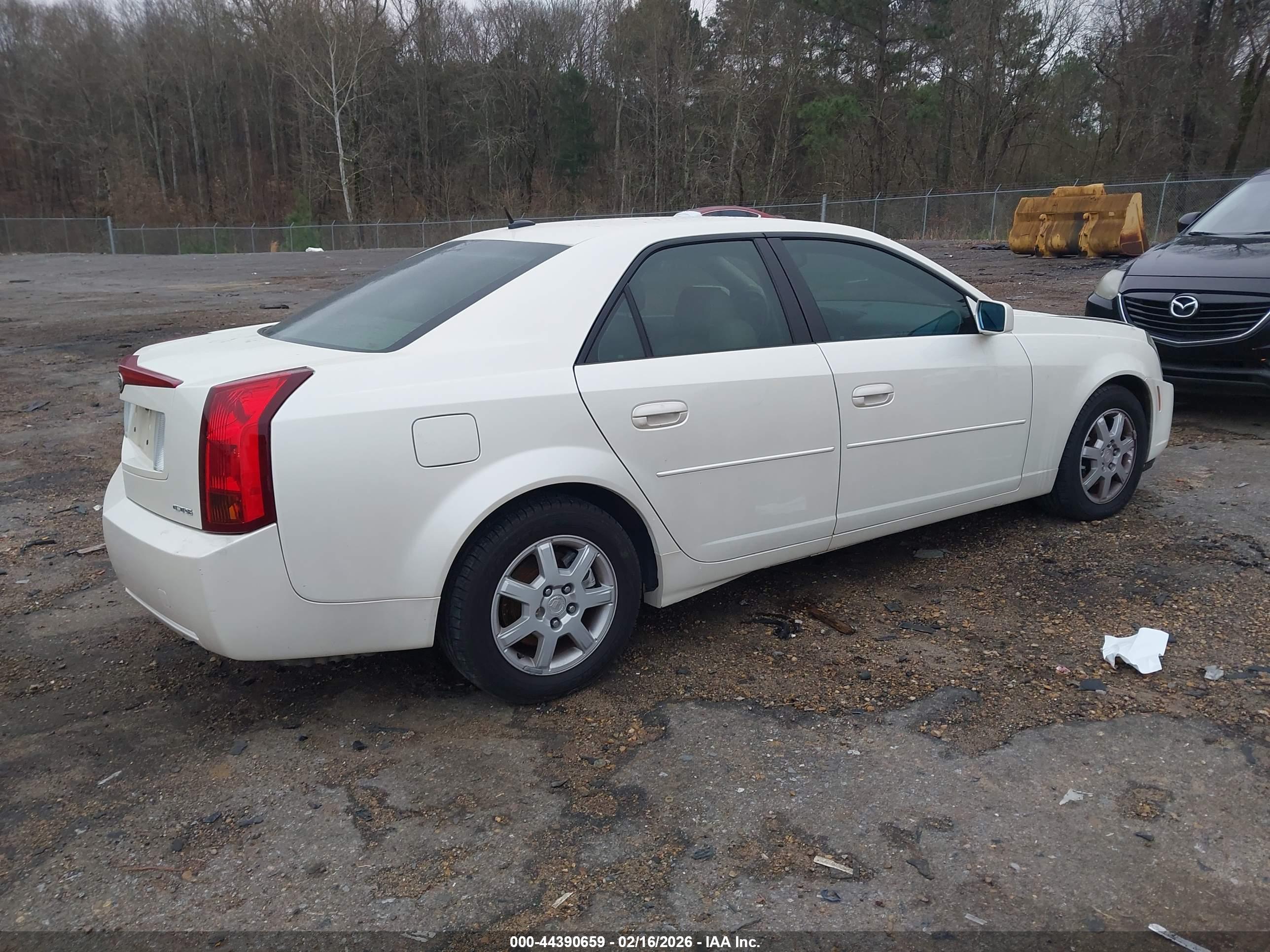 CADILLAC CTS image 4
