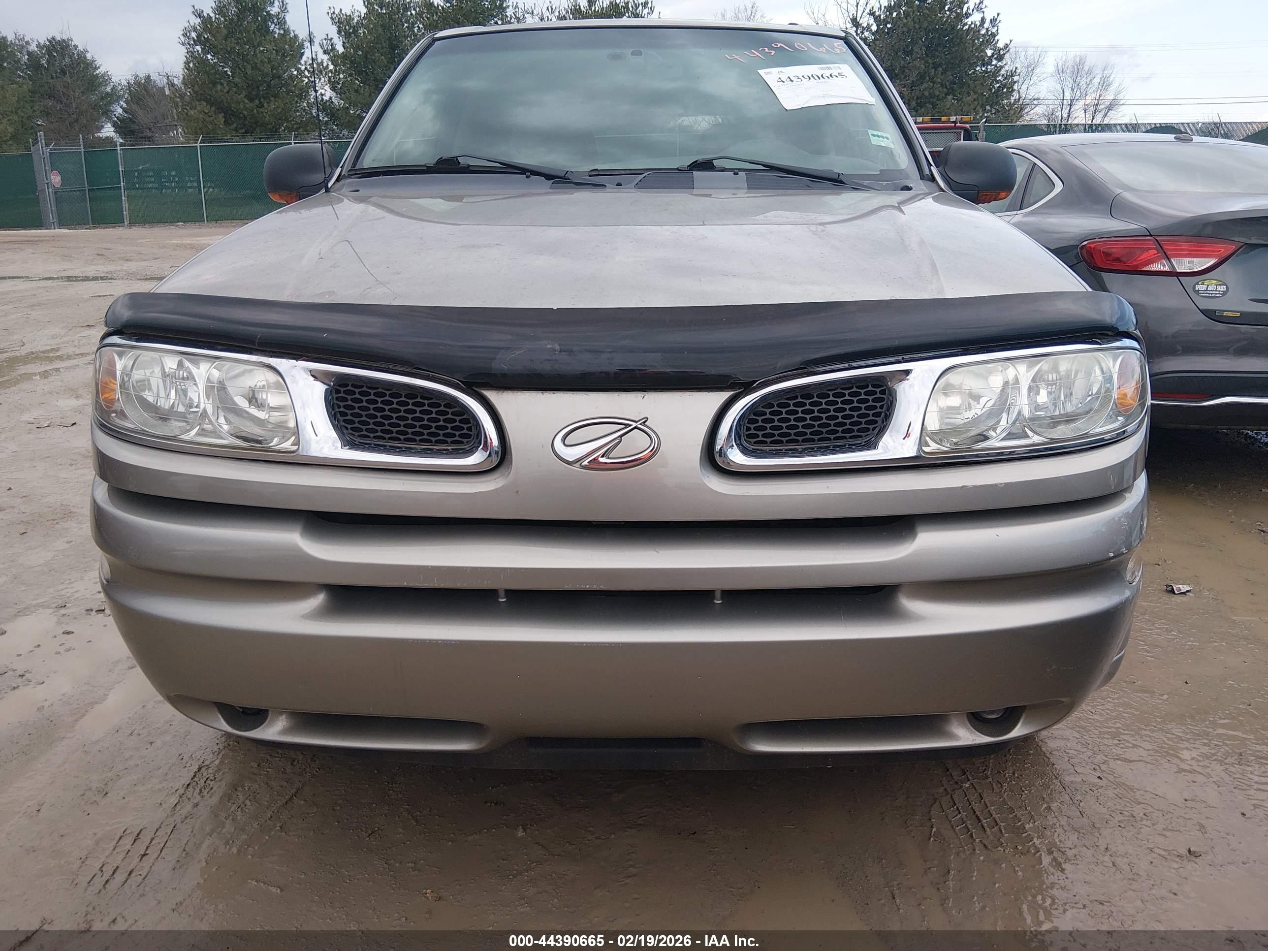 OLDSMOBILE BRAVADA image 6