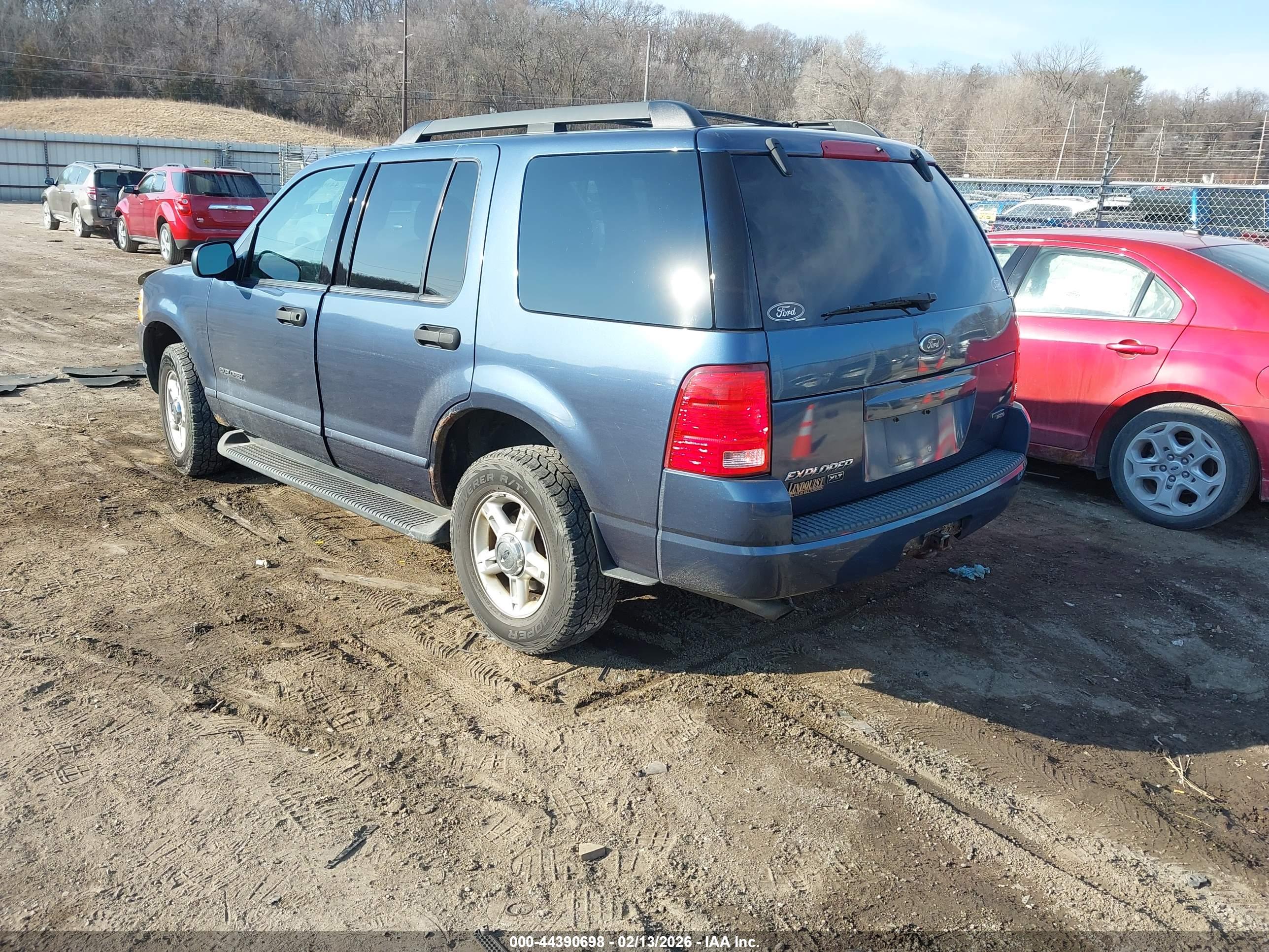 FORD EXPLORER image 3