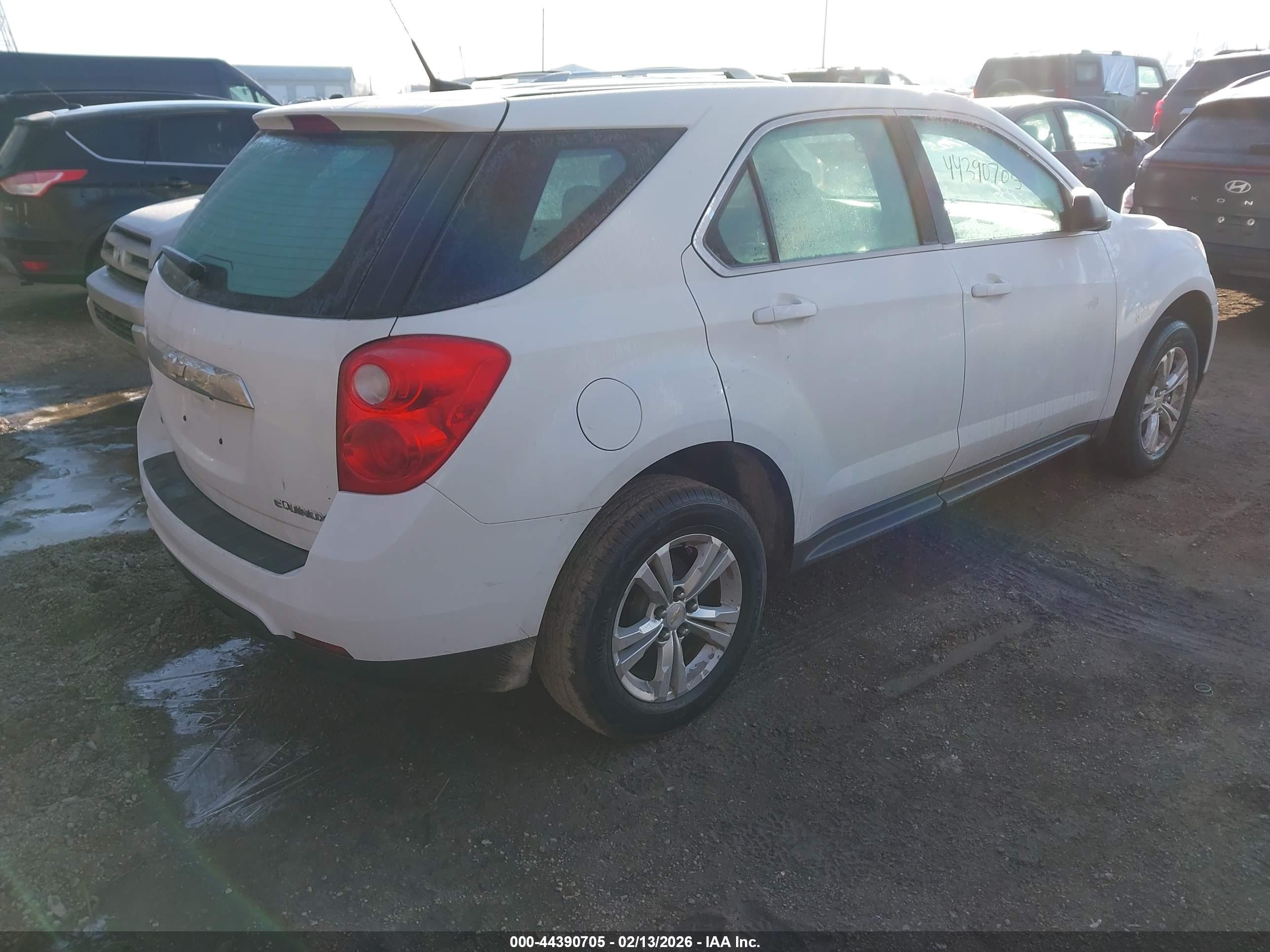 CHEVROLET EQUINOX image 4