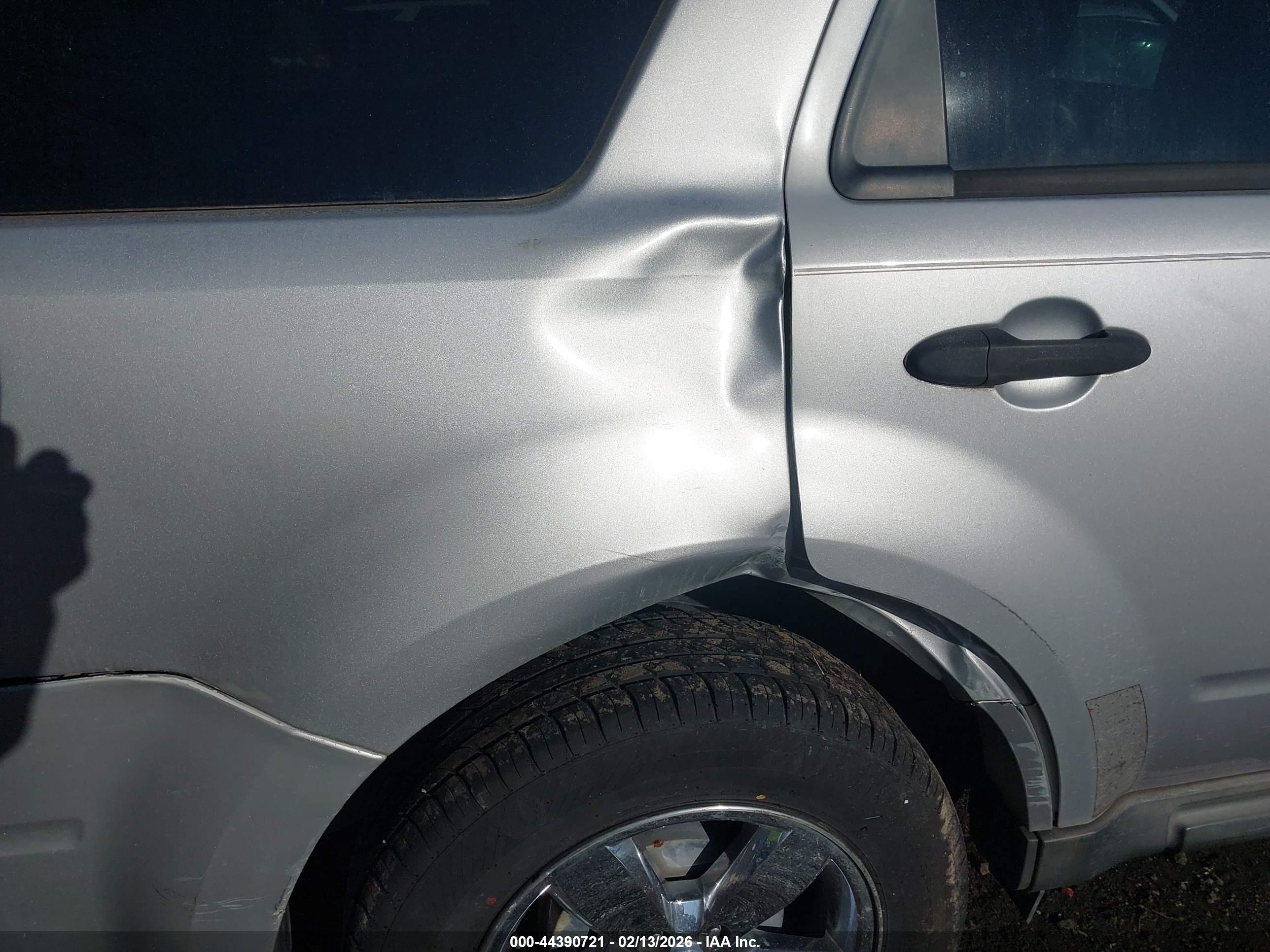 FORD ESCAPE image 6