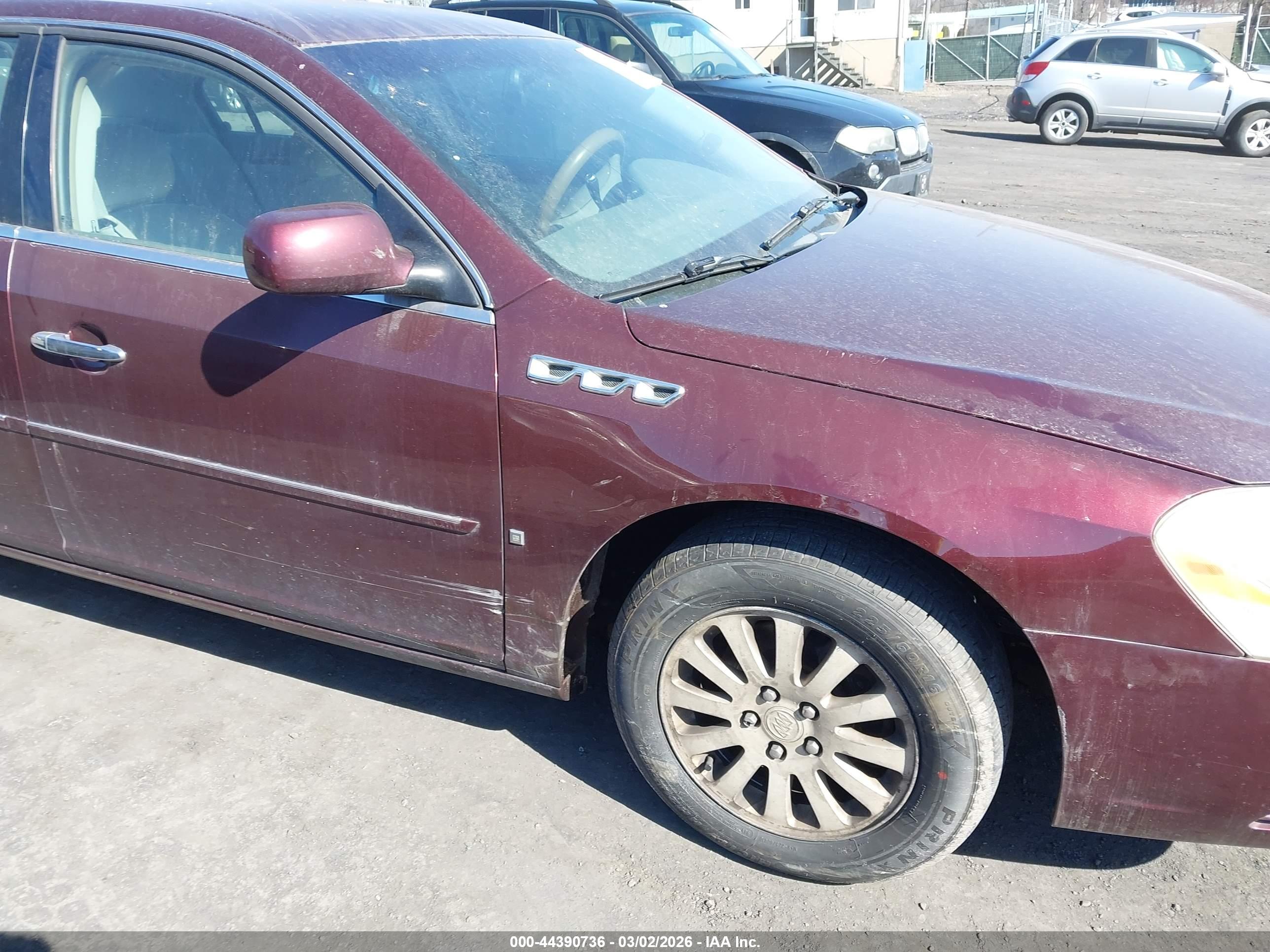 BUICK LUCERNE image 6