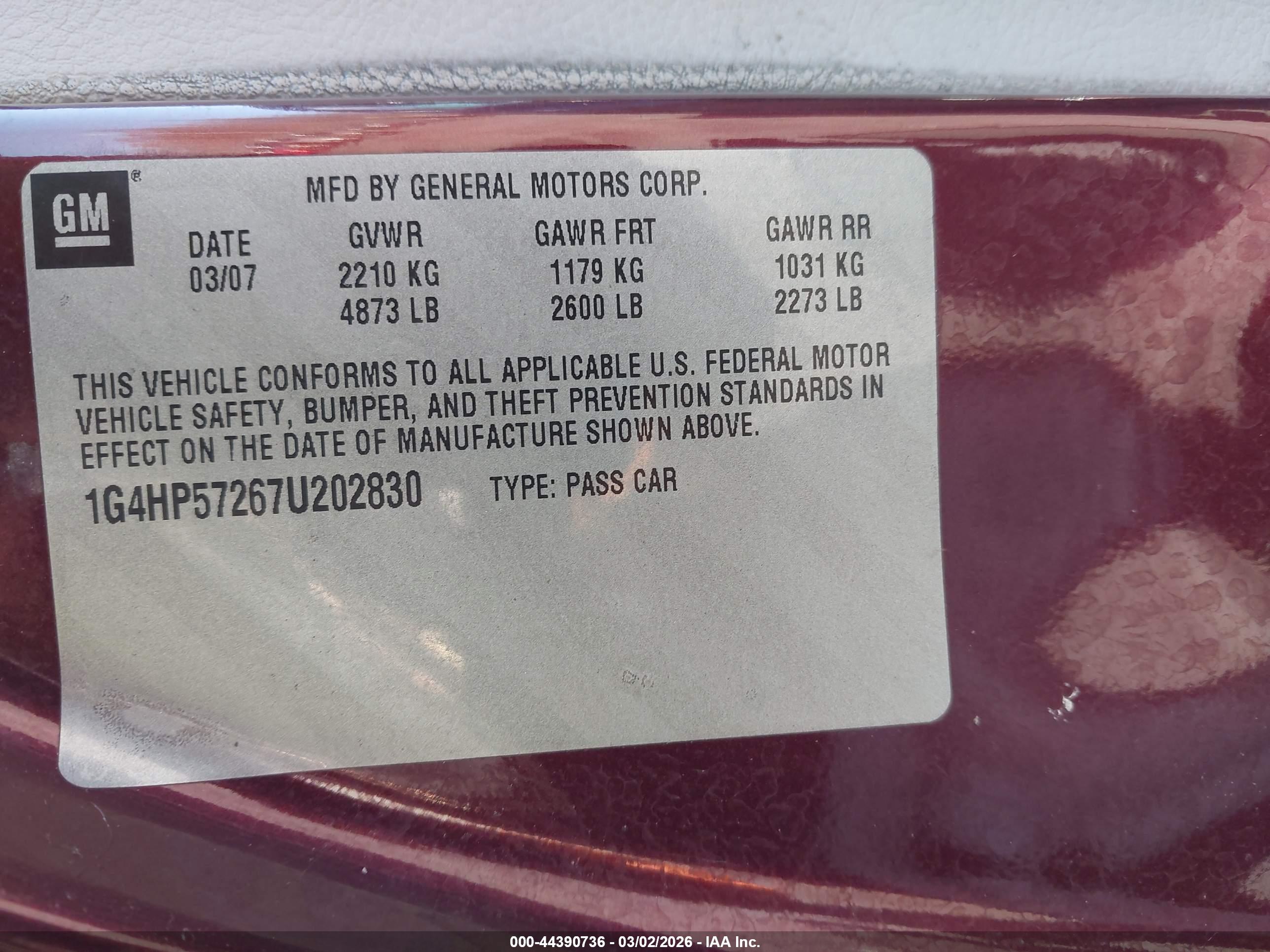 BUICK LUCERNE image 9