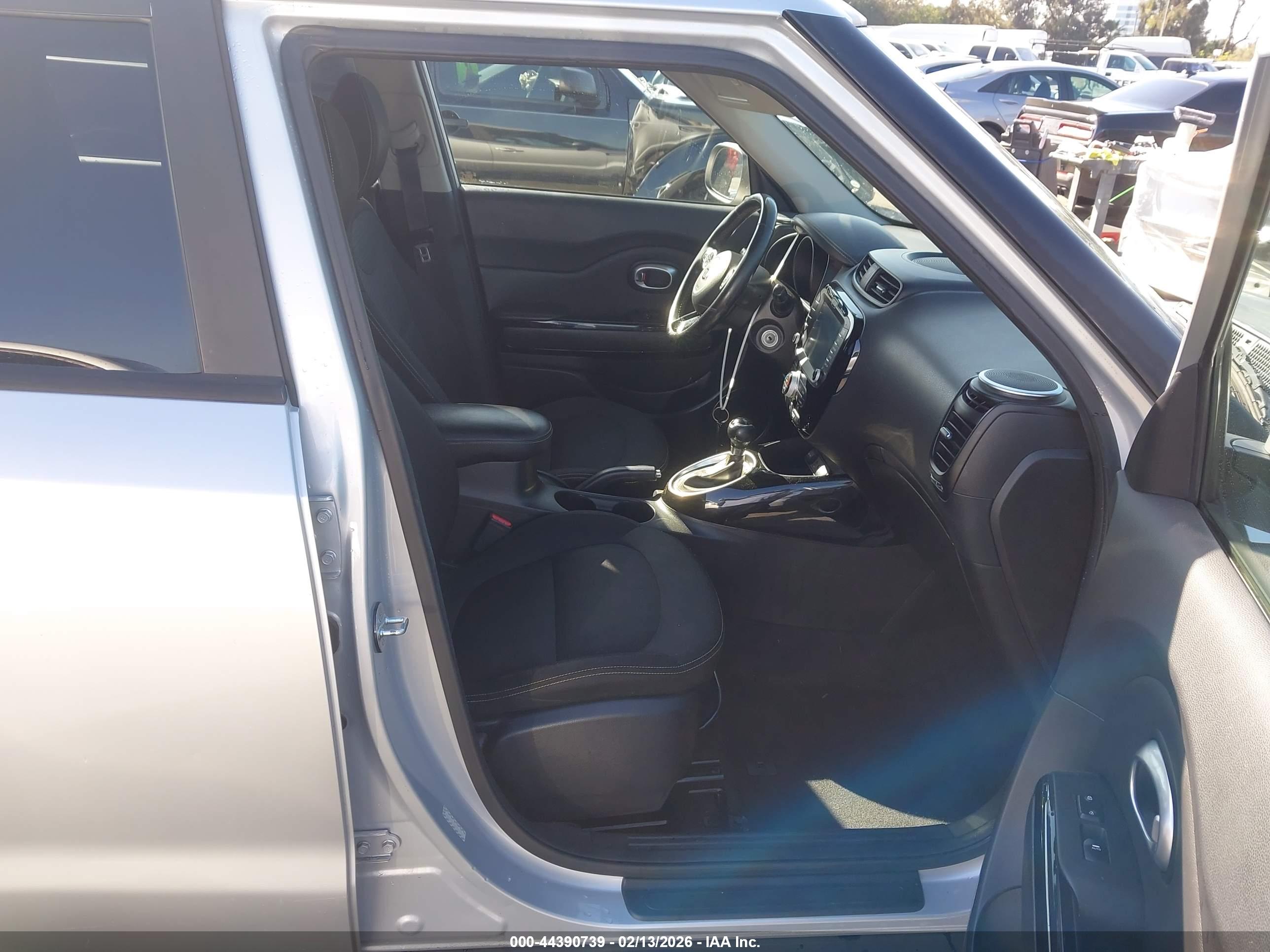 KIA SOUL image 5