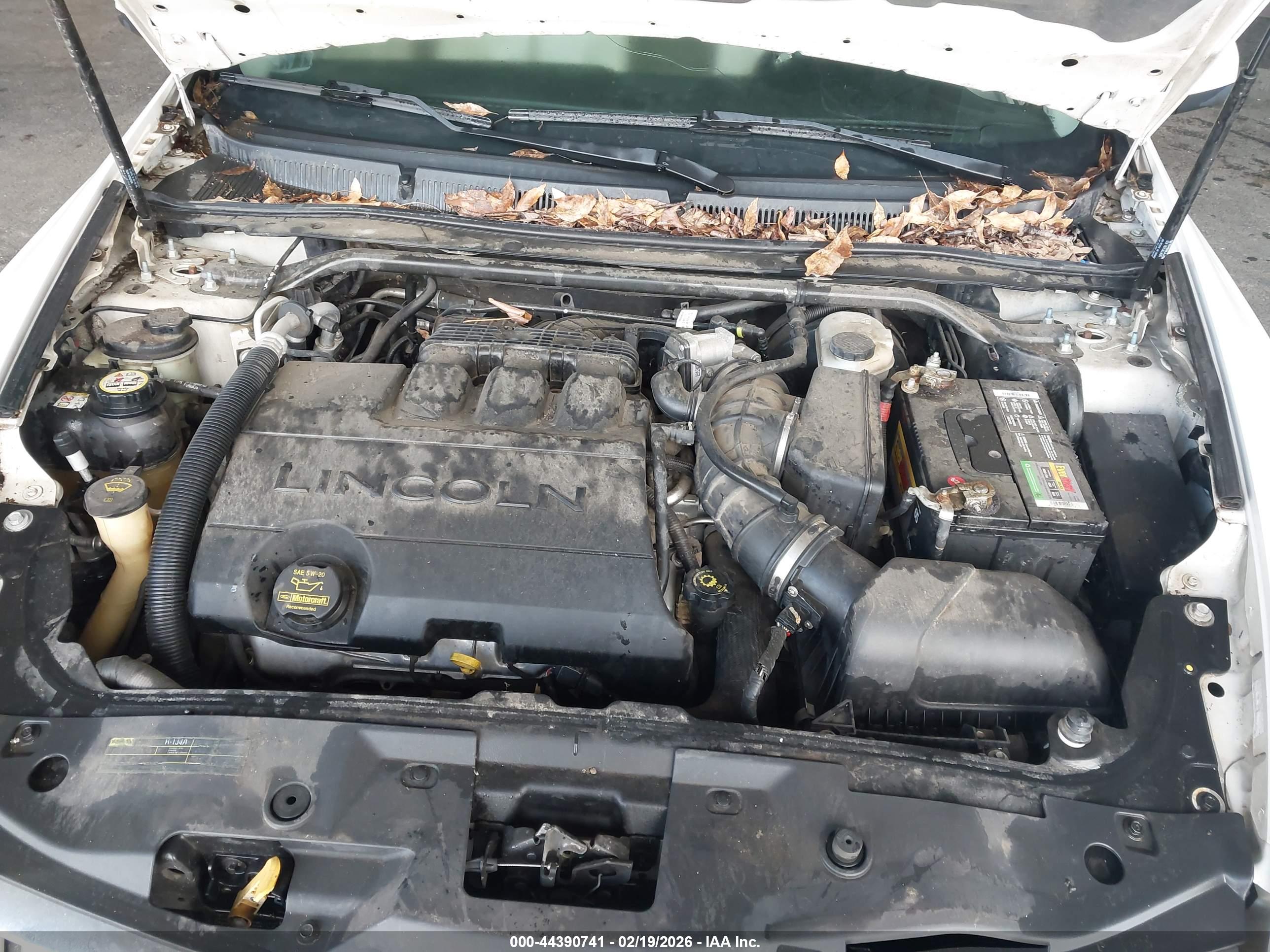 LINCOLN MKS image 10