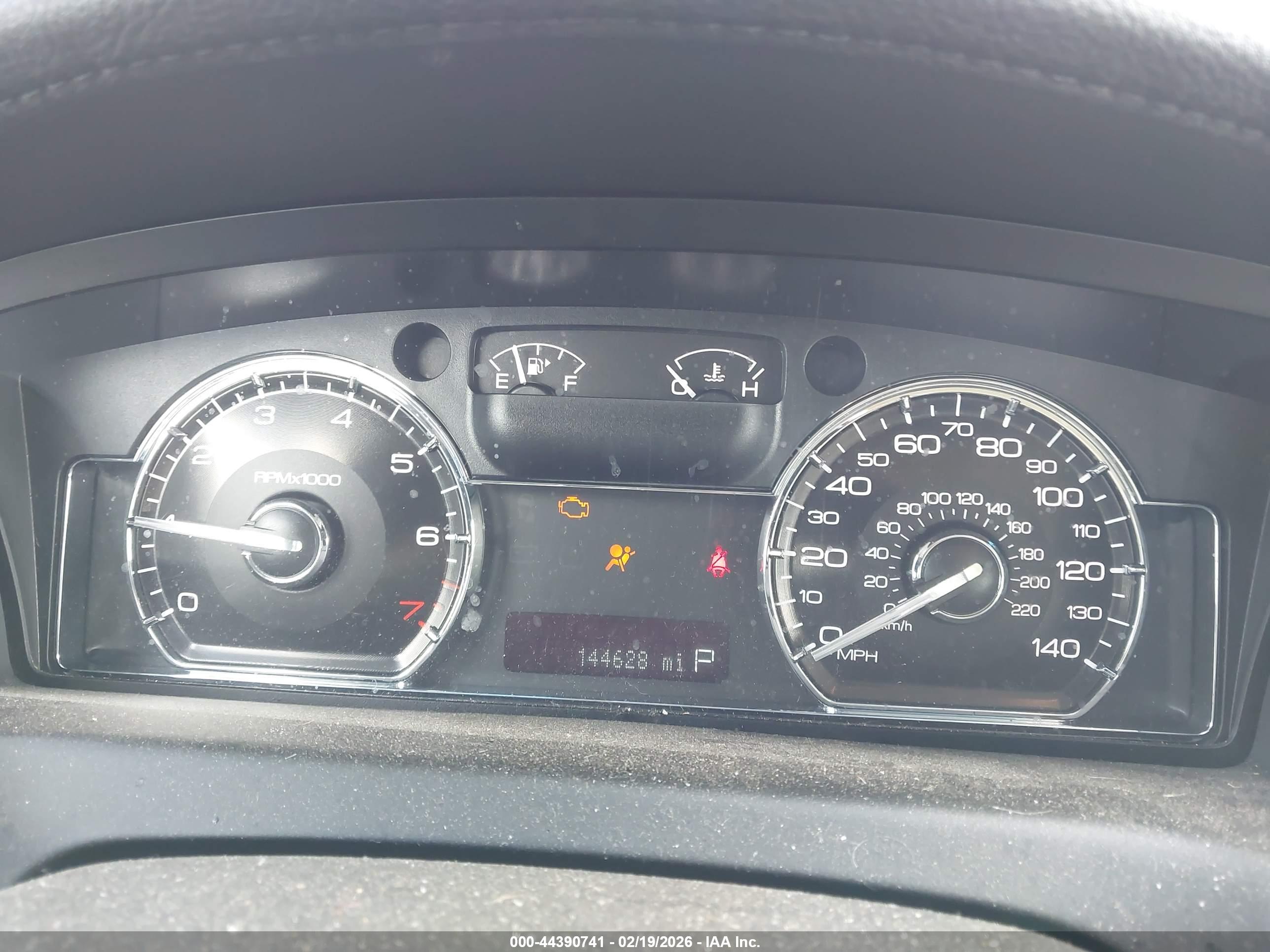 LINCOLN MKS image 7