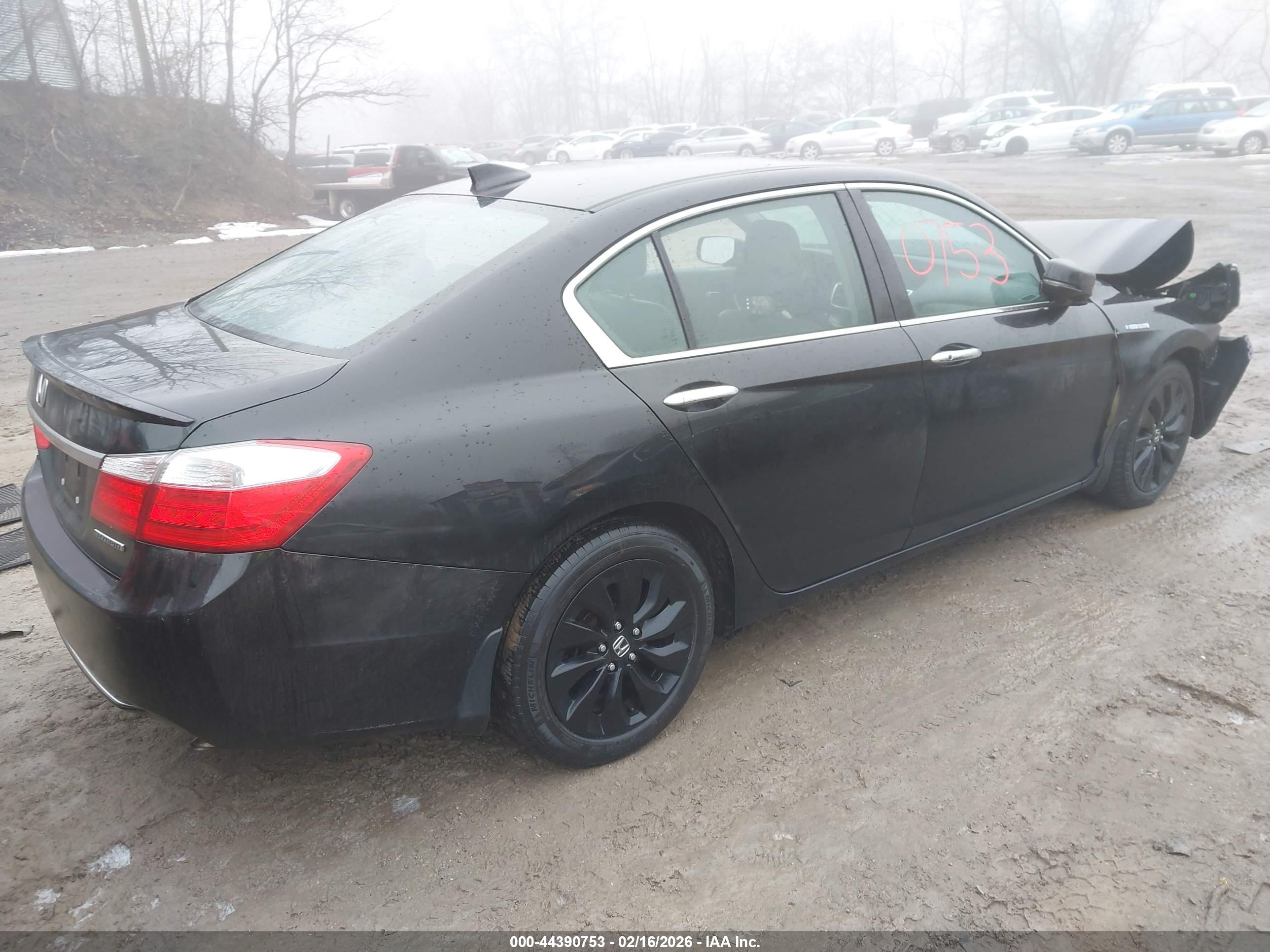 HONDA ACCORD image 4