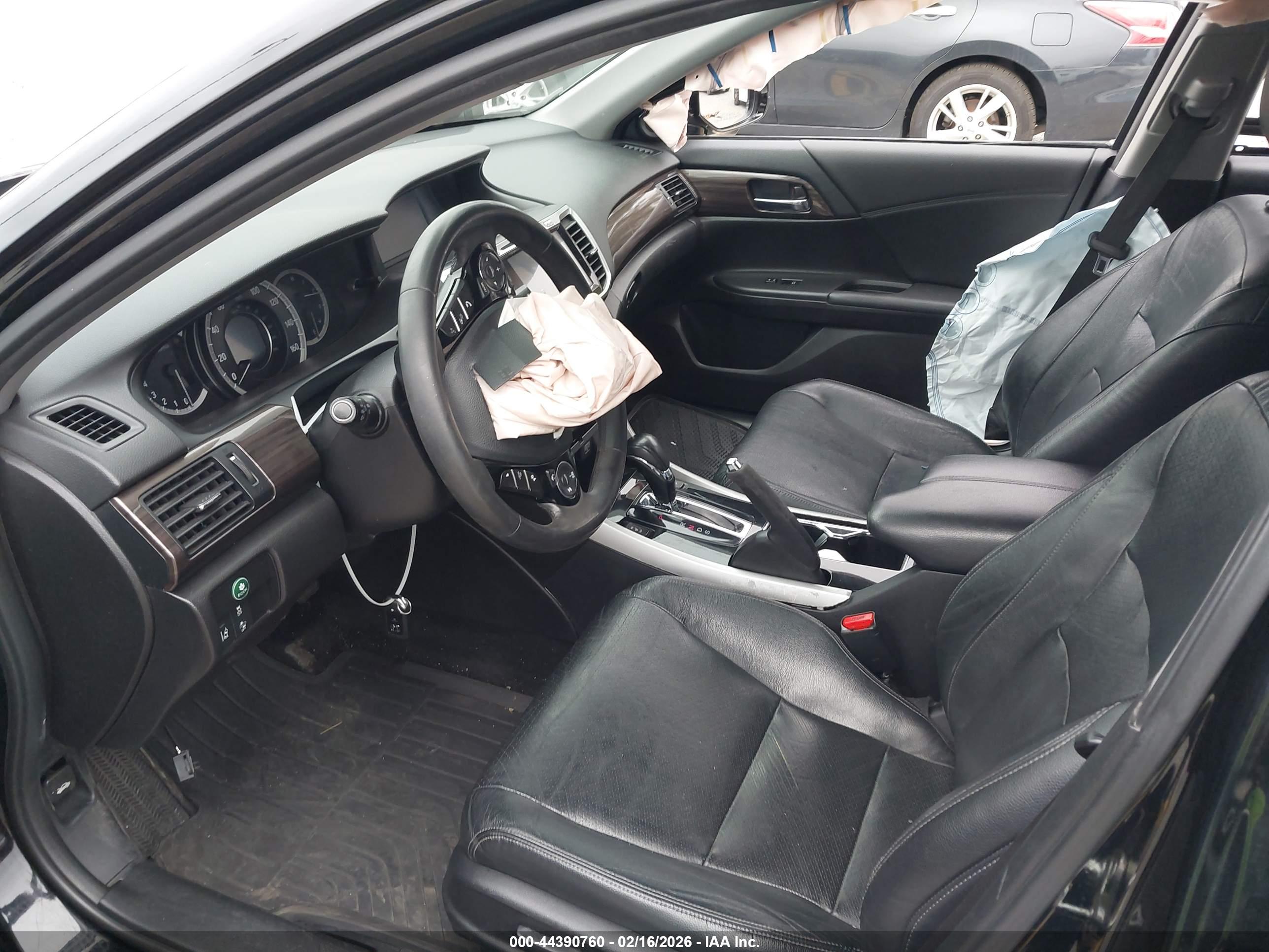 HONDA ACCORD image 5