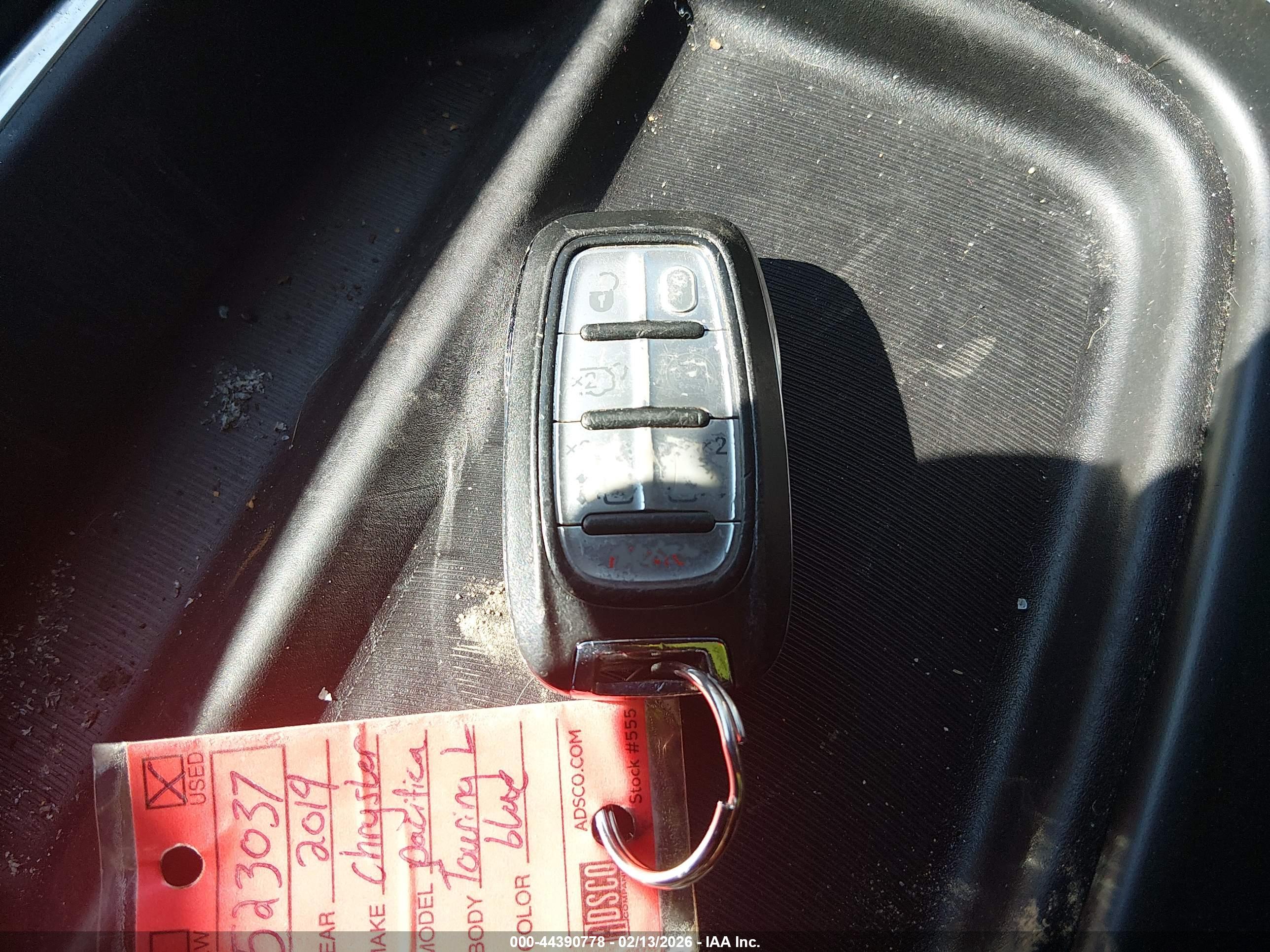 CHRYSLER PACIFICA image 11
