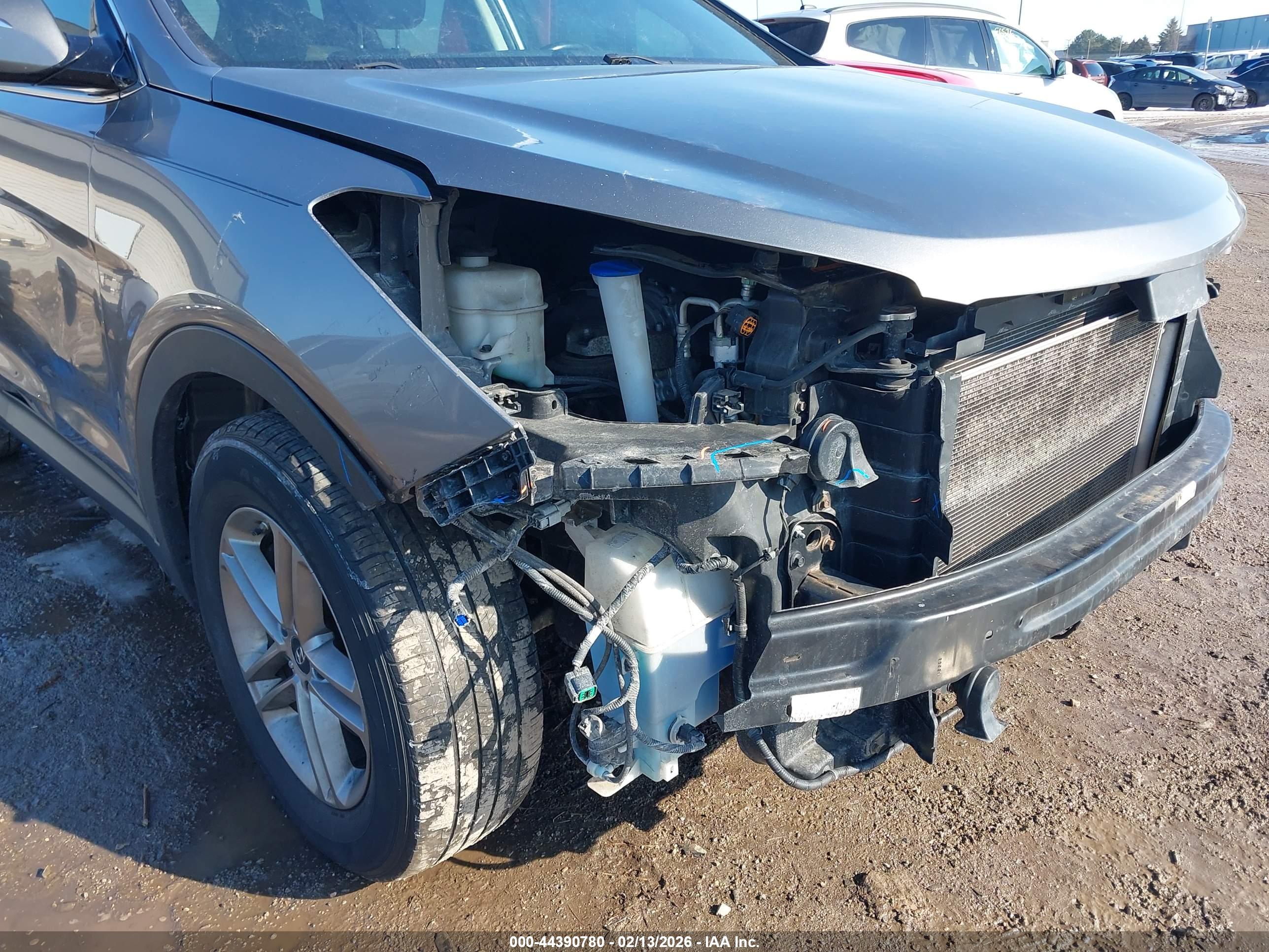 HYUNDAI SANTA image 6