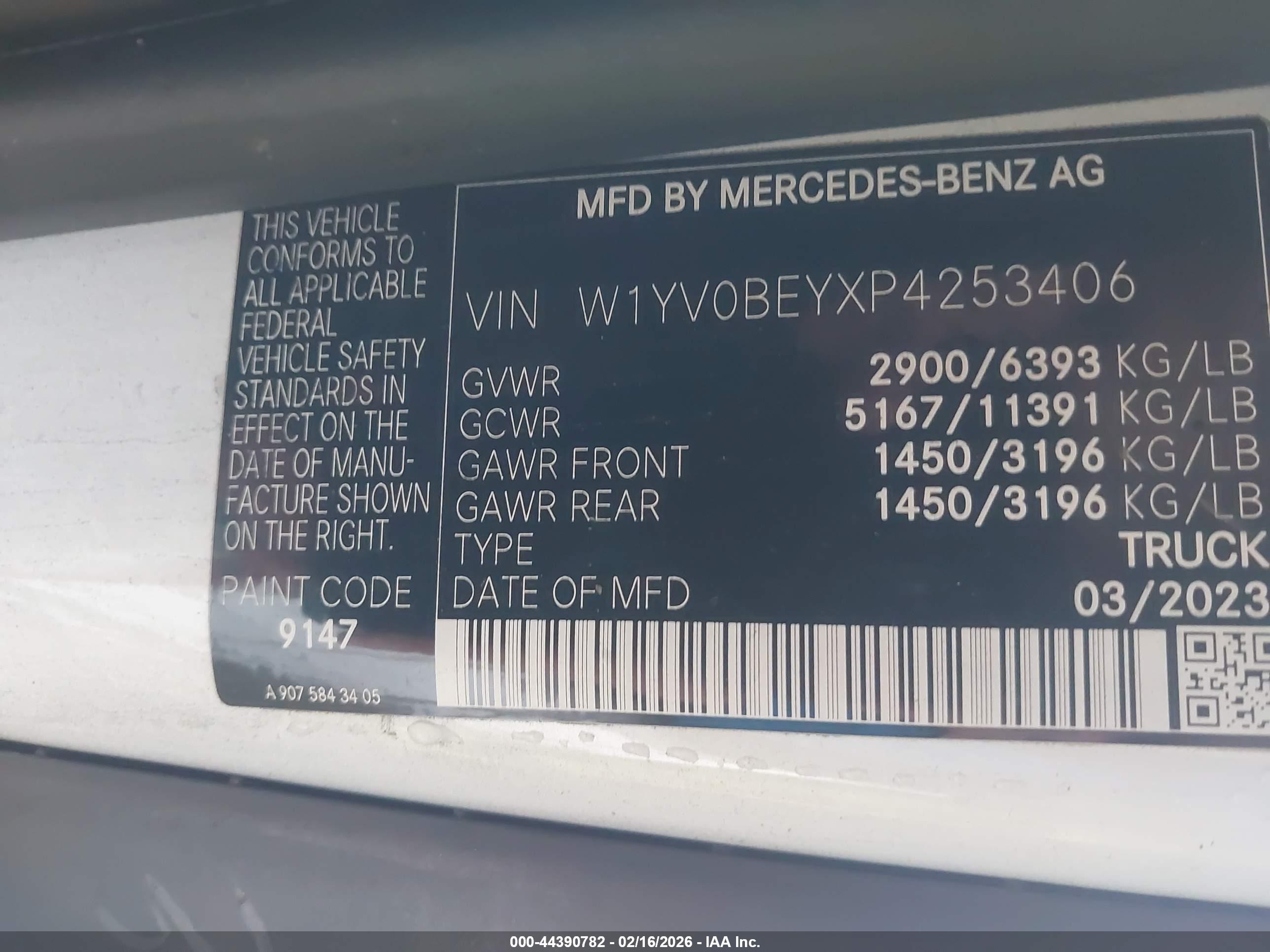 MERCEDES-BENZ METRIS image 9