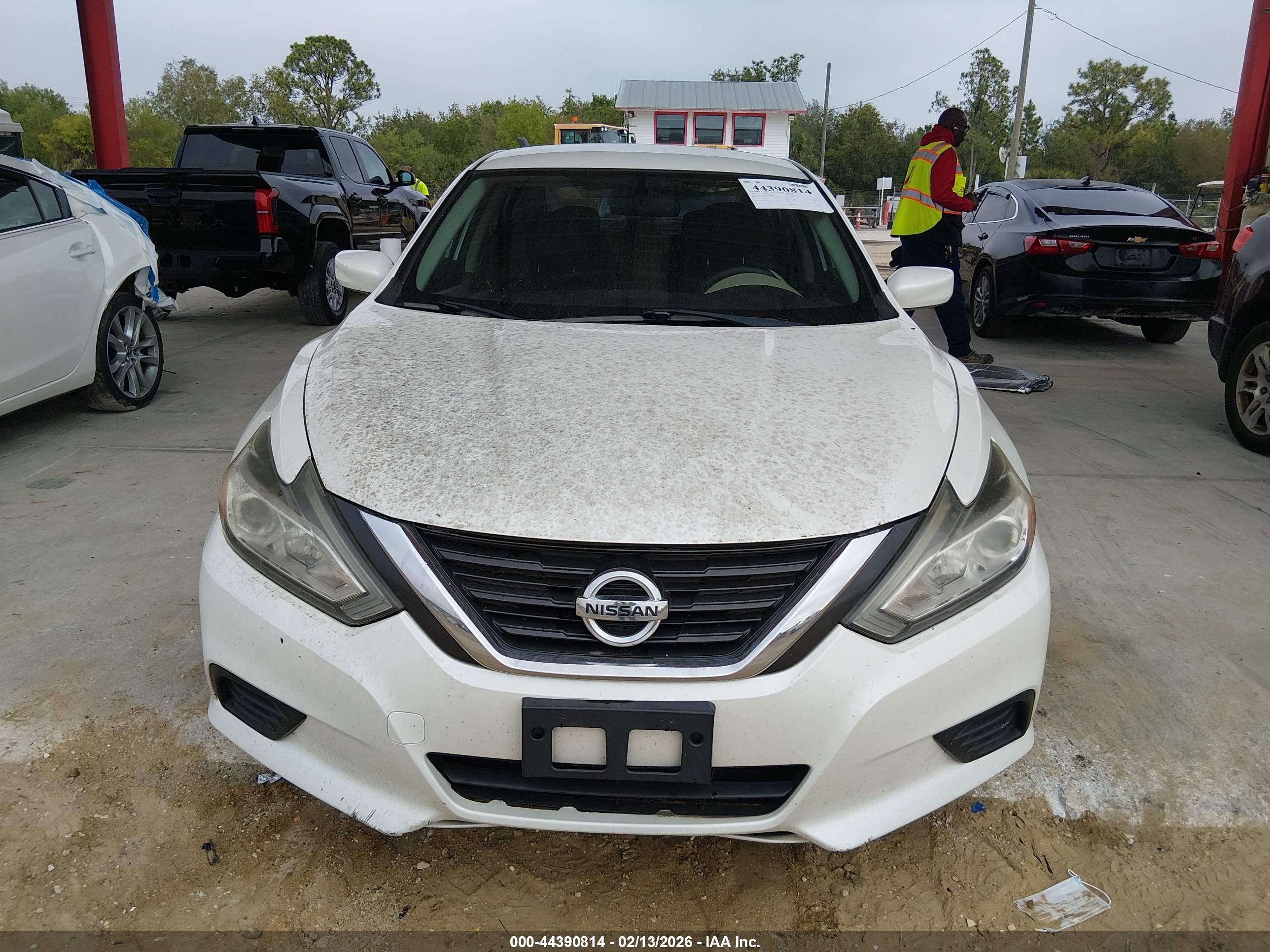 NISSAN ALTIMA image 6