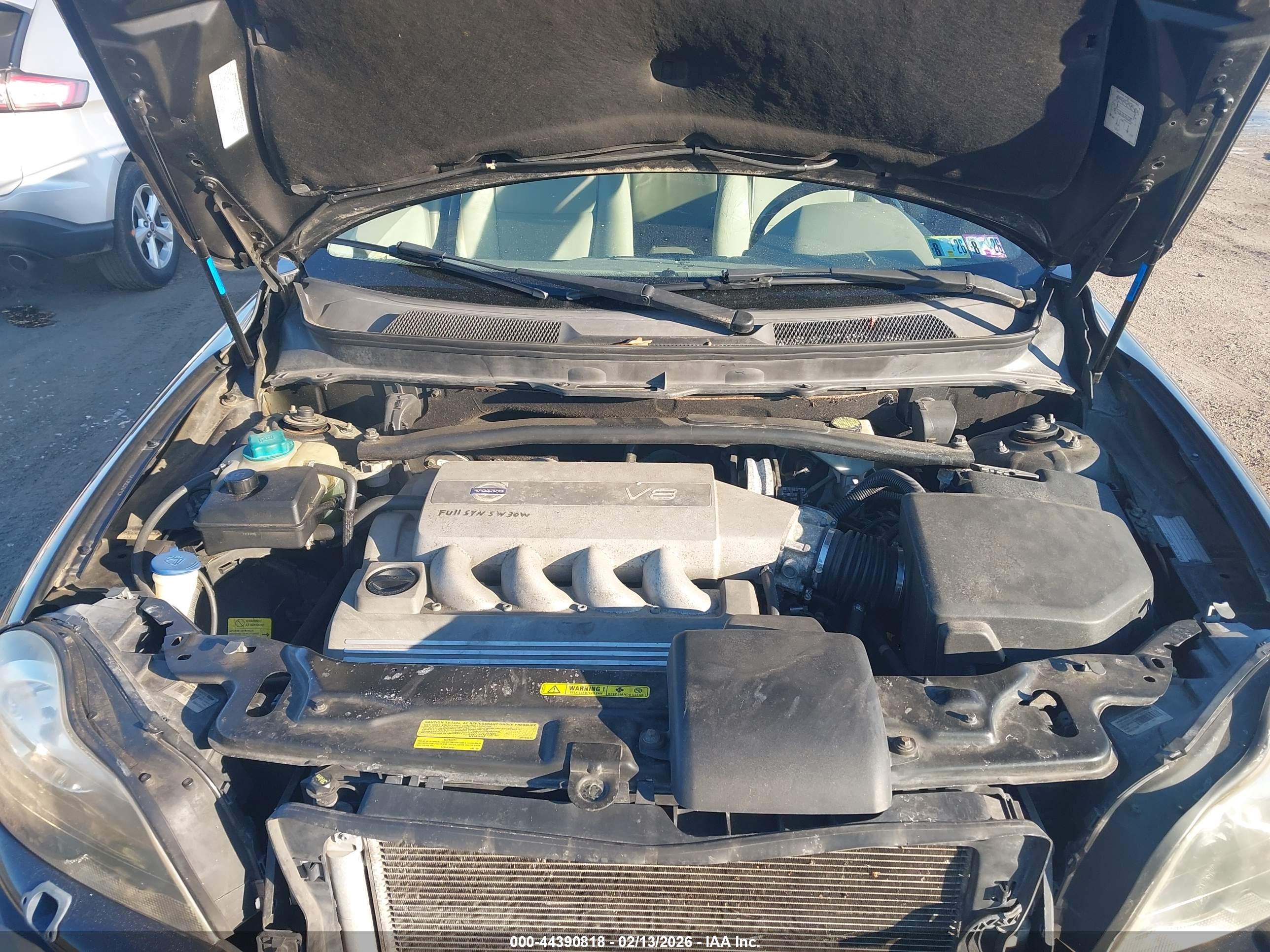 VOLVO XC90 image 10