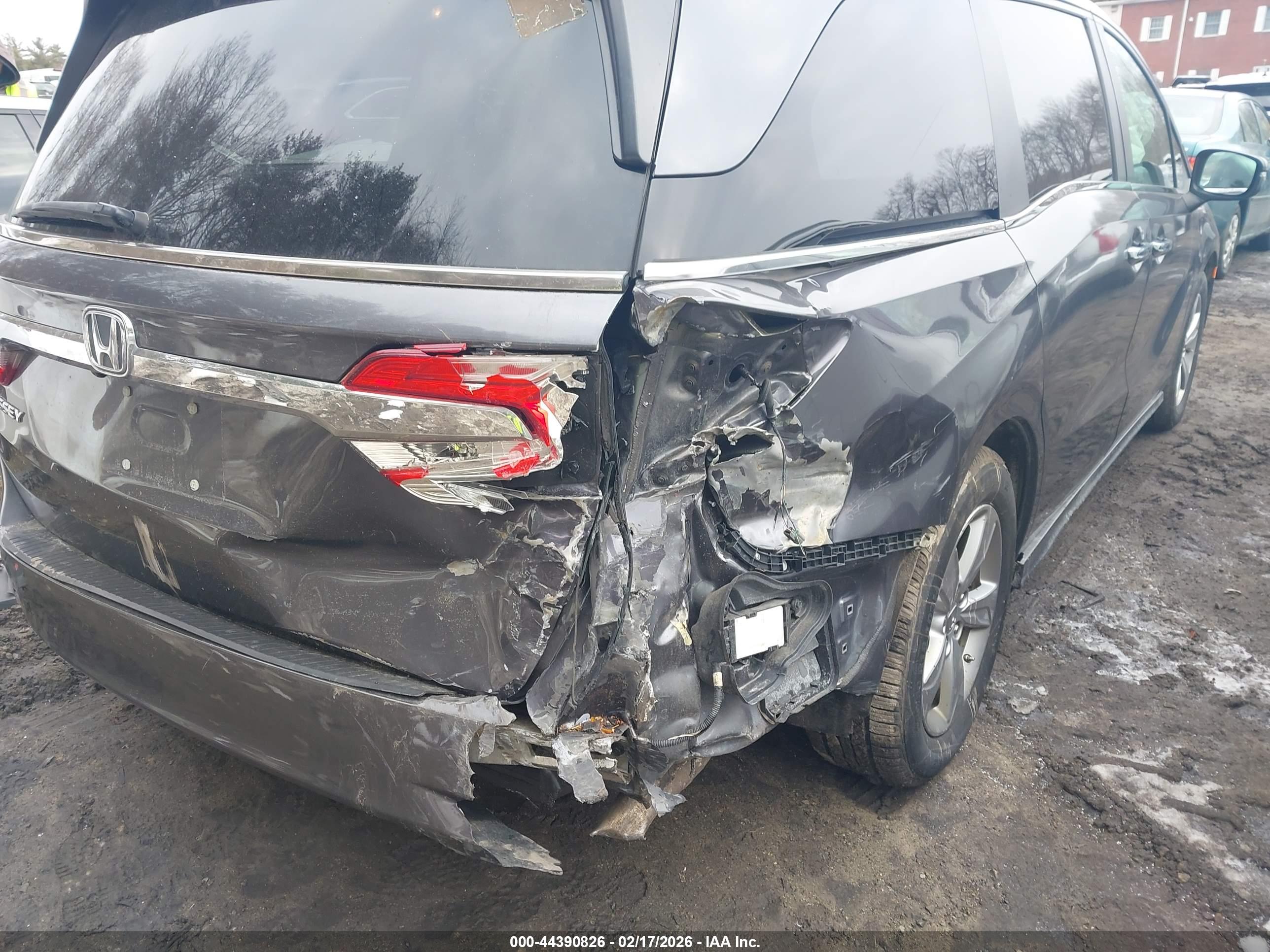 HONDA ODYSSEY image 6