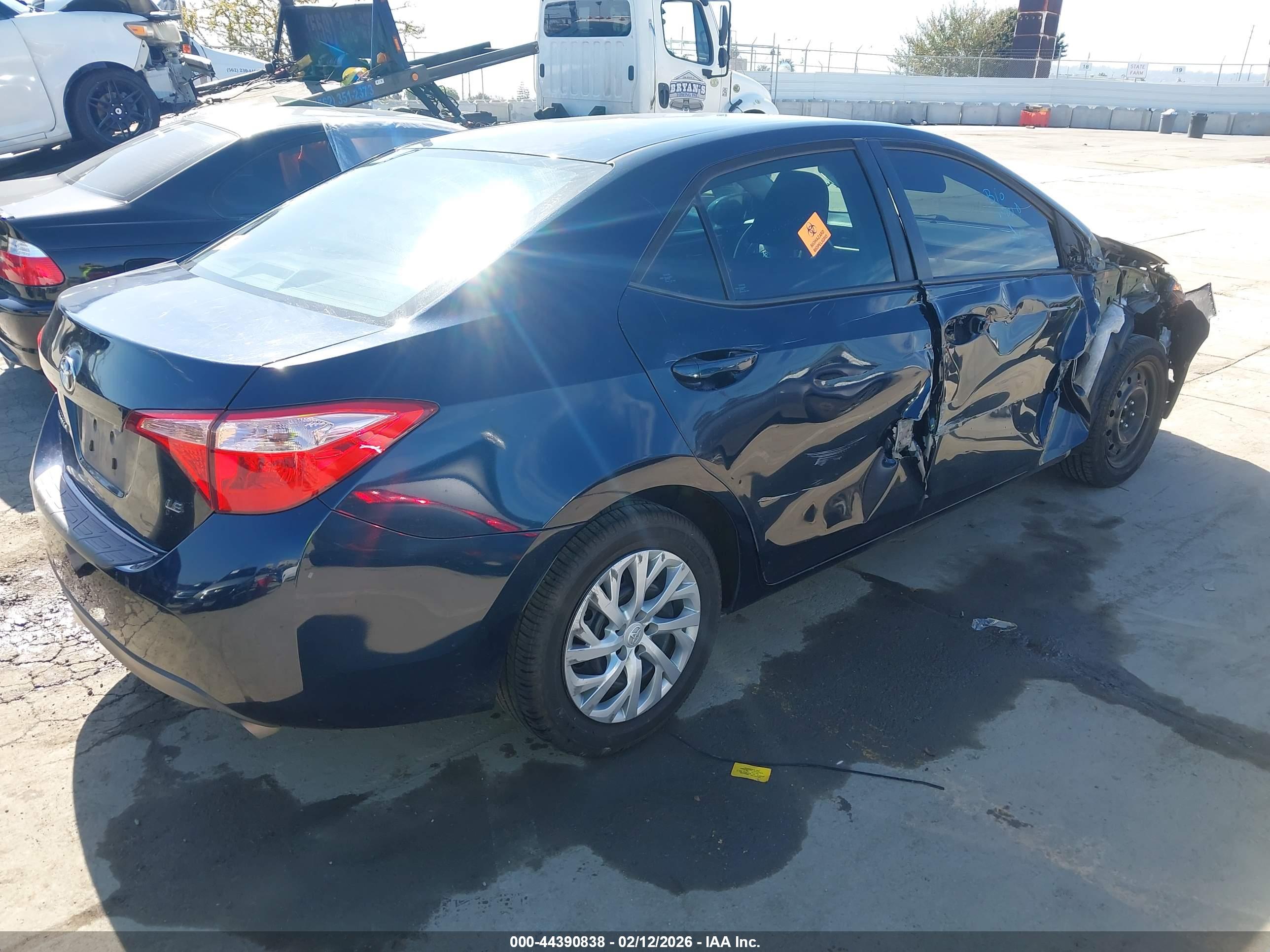 TOYOTA COROLLA image 4