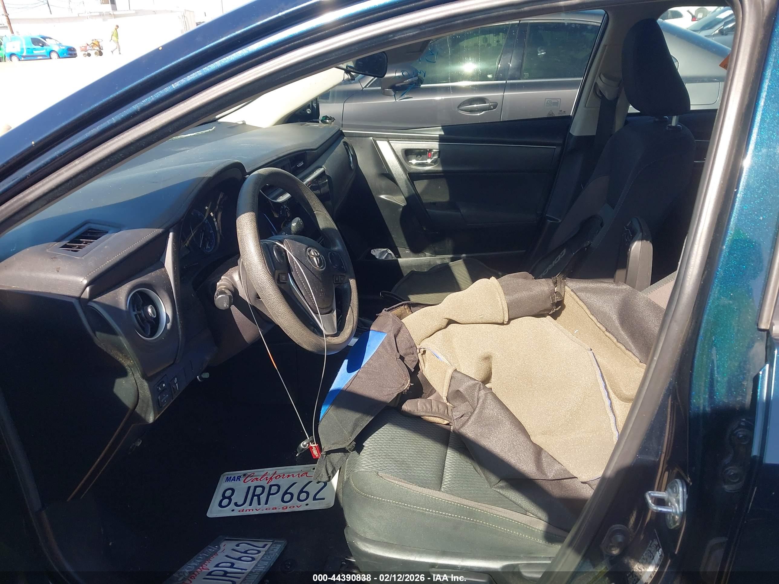 TOYOTA COROLLA image 5