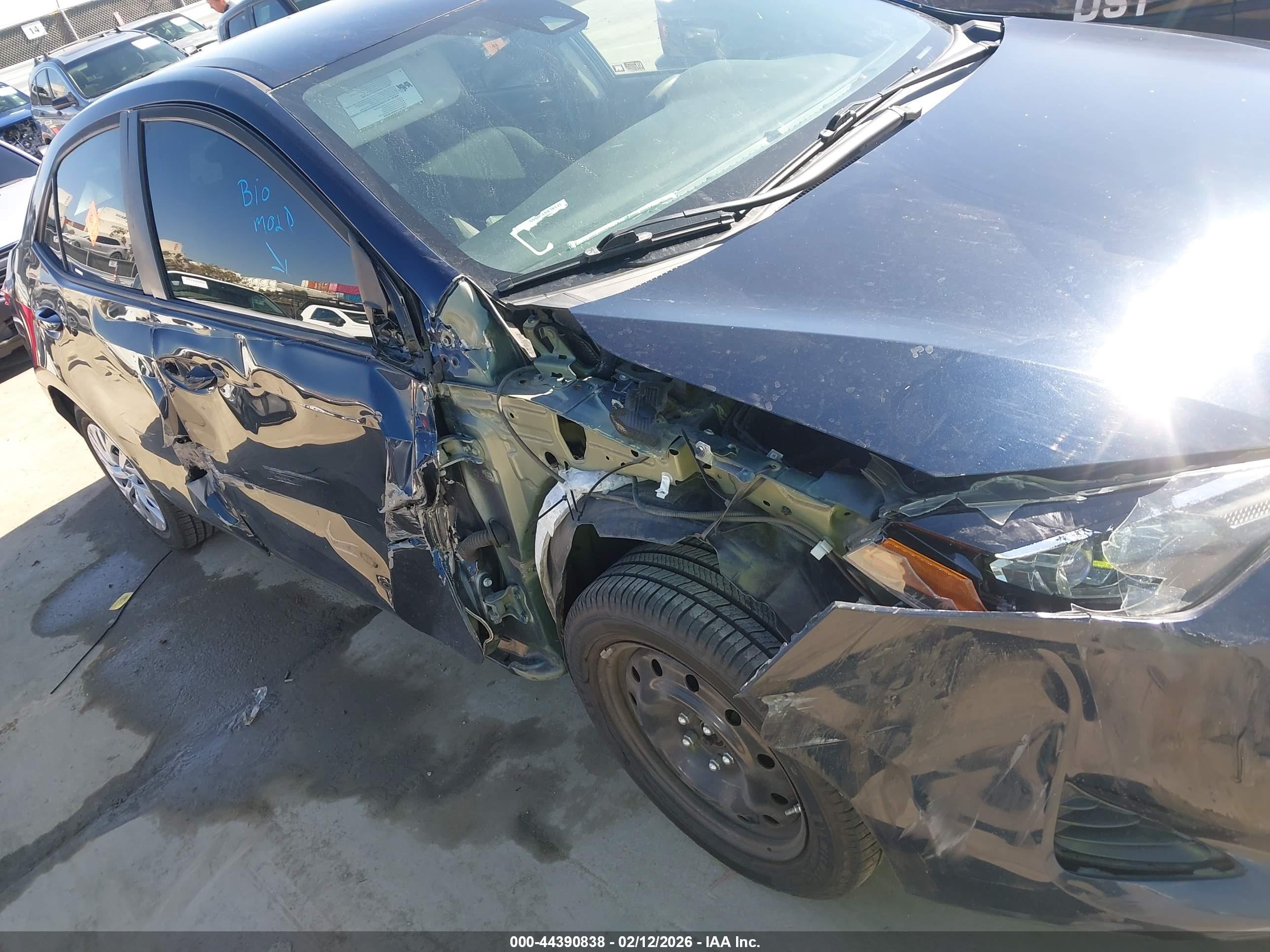 TOYOTA COROLLA image 6
