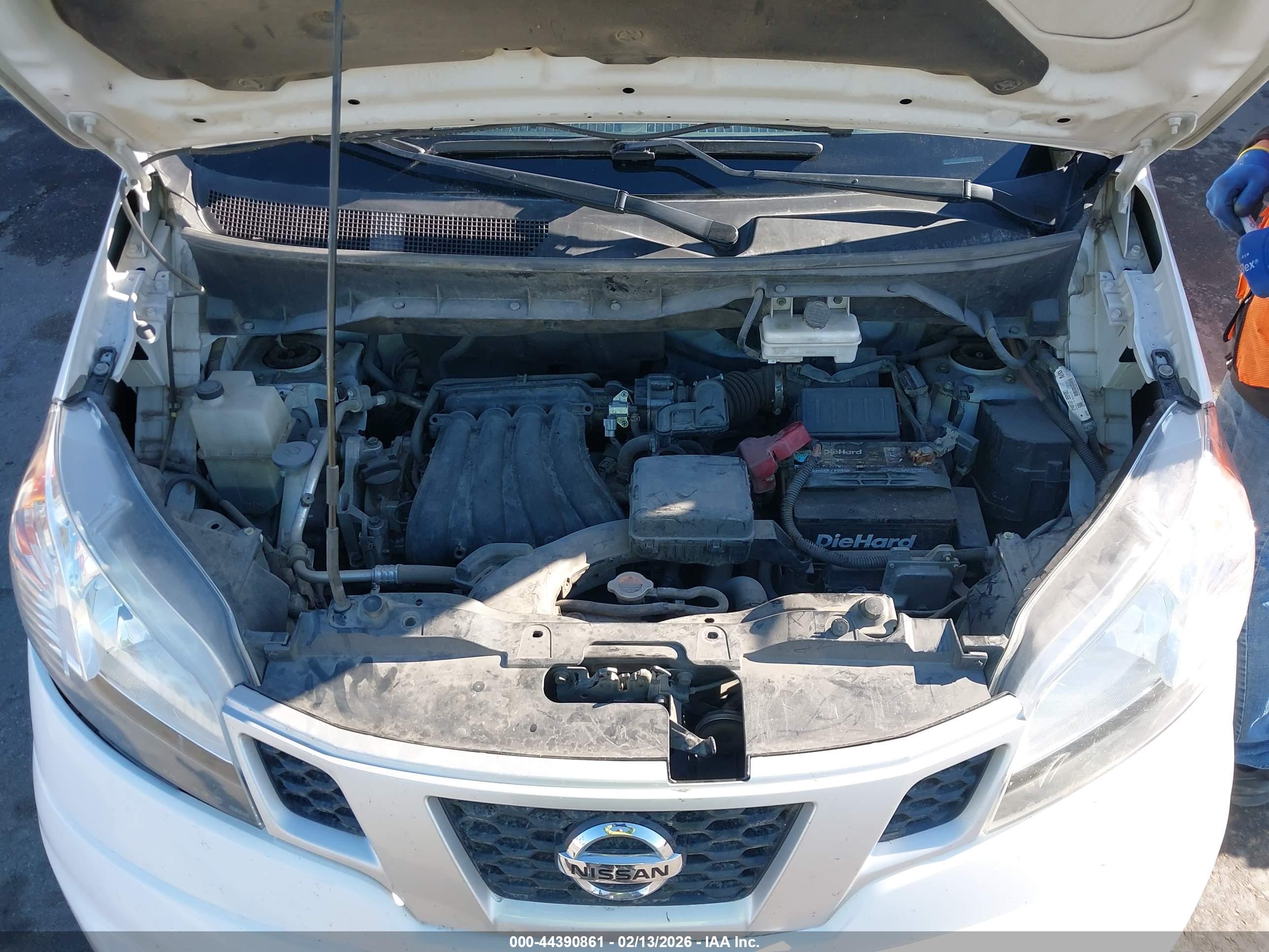 NISSAN NV200 image 10