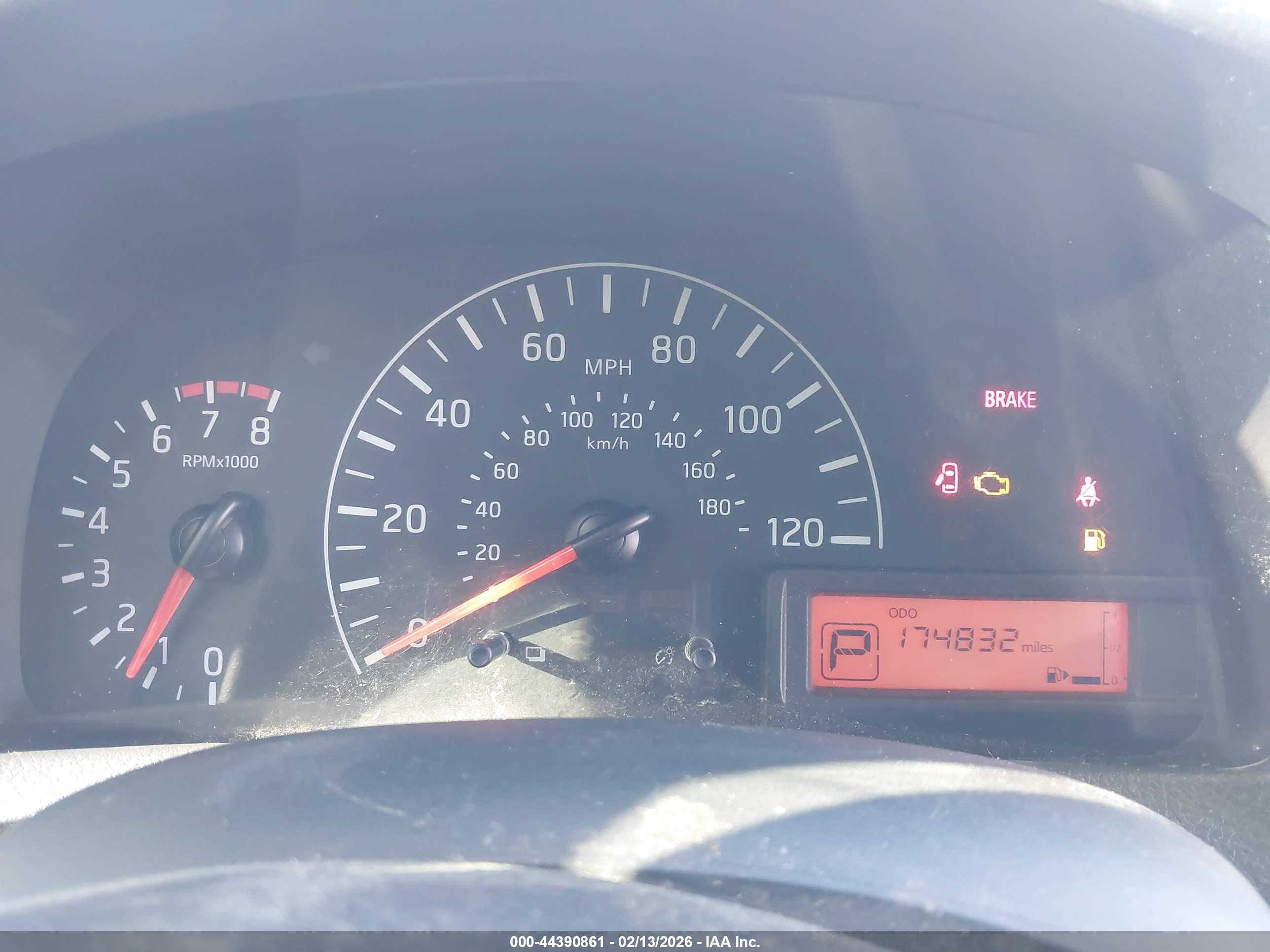 NISSAN NV200 image 7