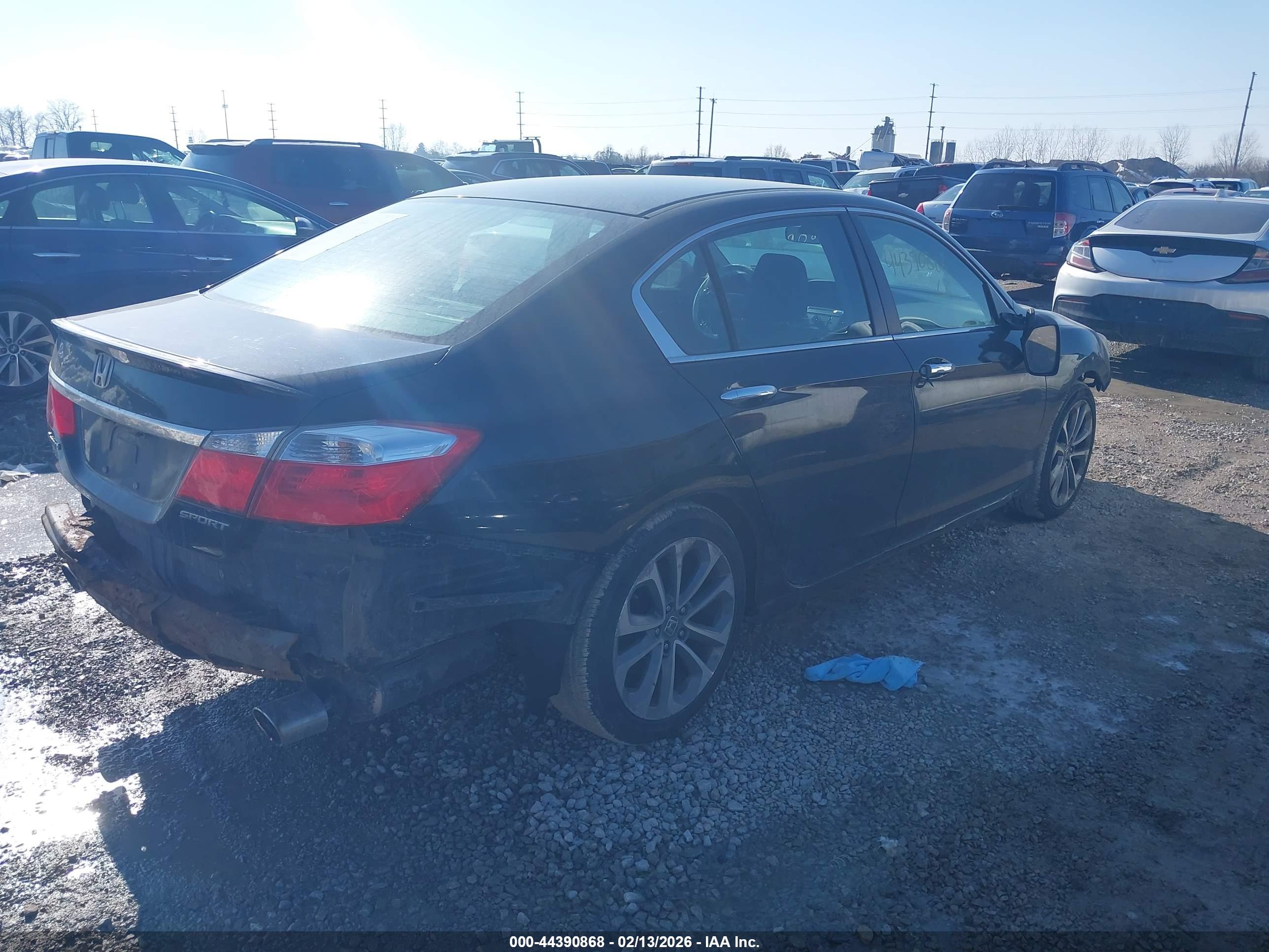 HONDA ACCORD image 4