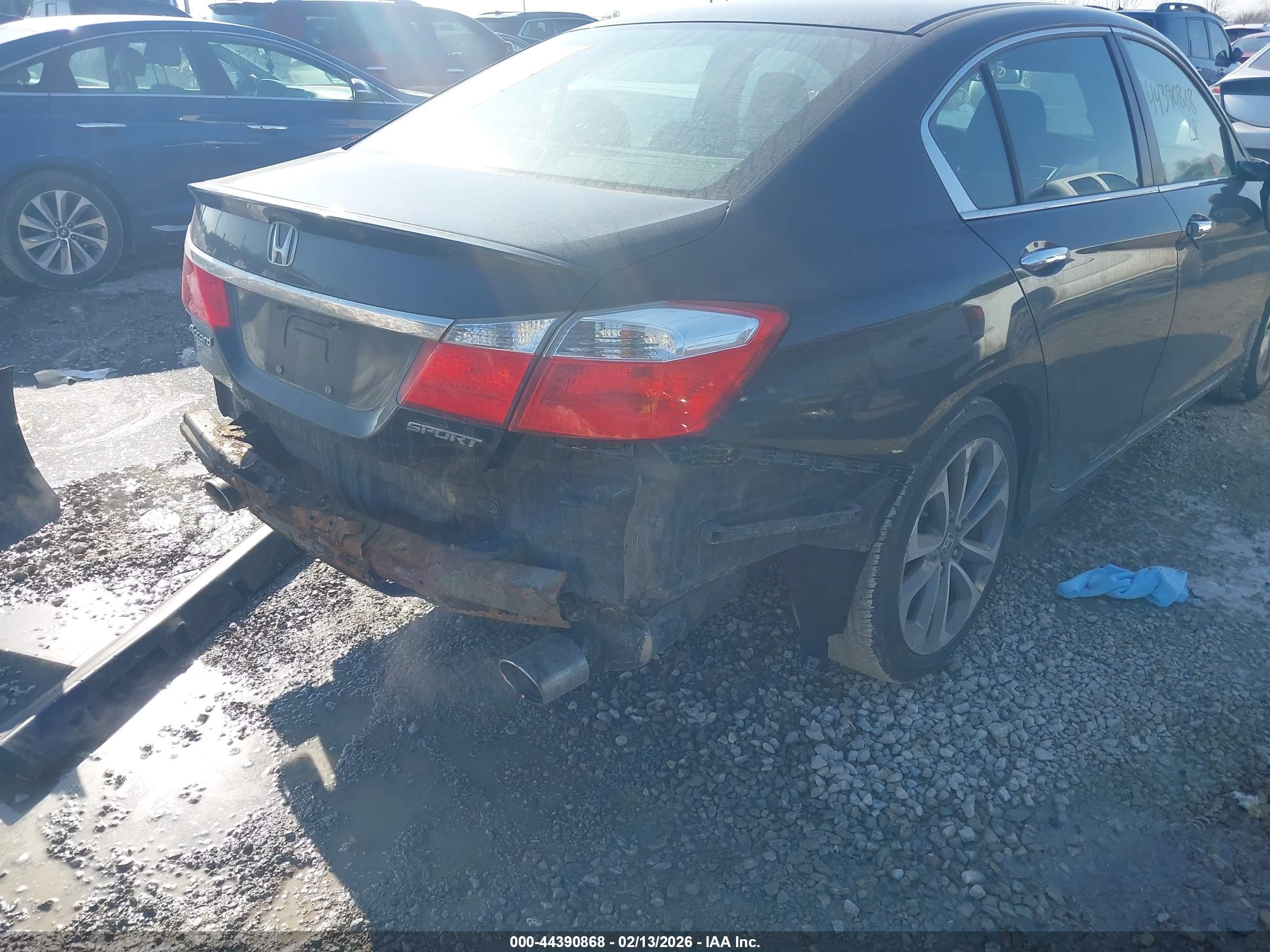 HONDA ACCORD image 6
