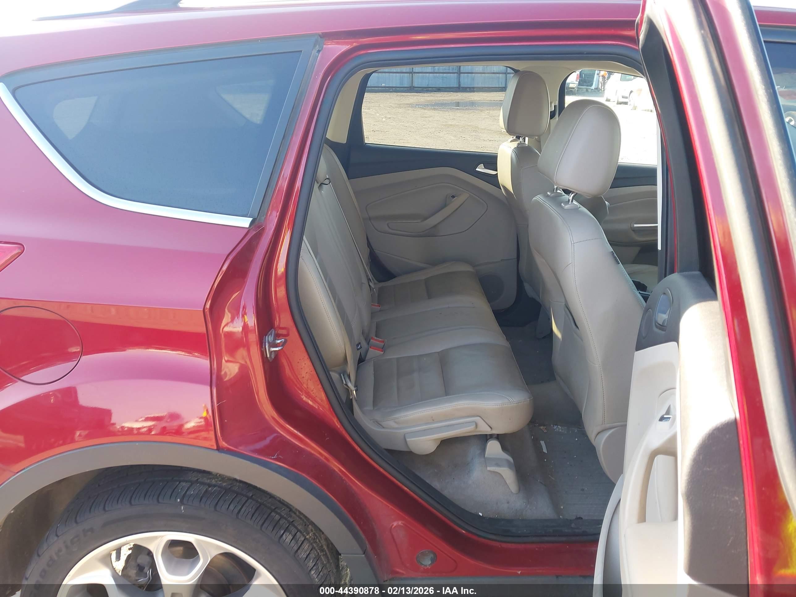 FORD ESCAPE image 8